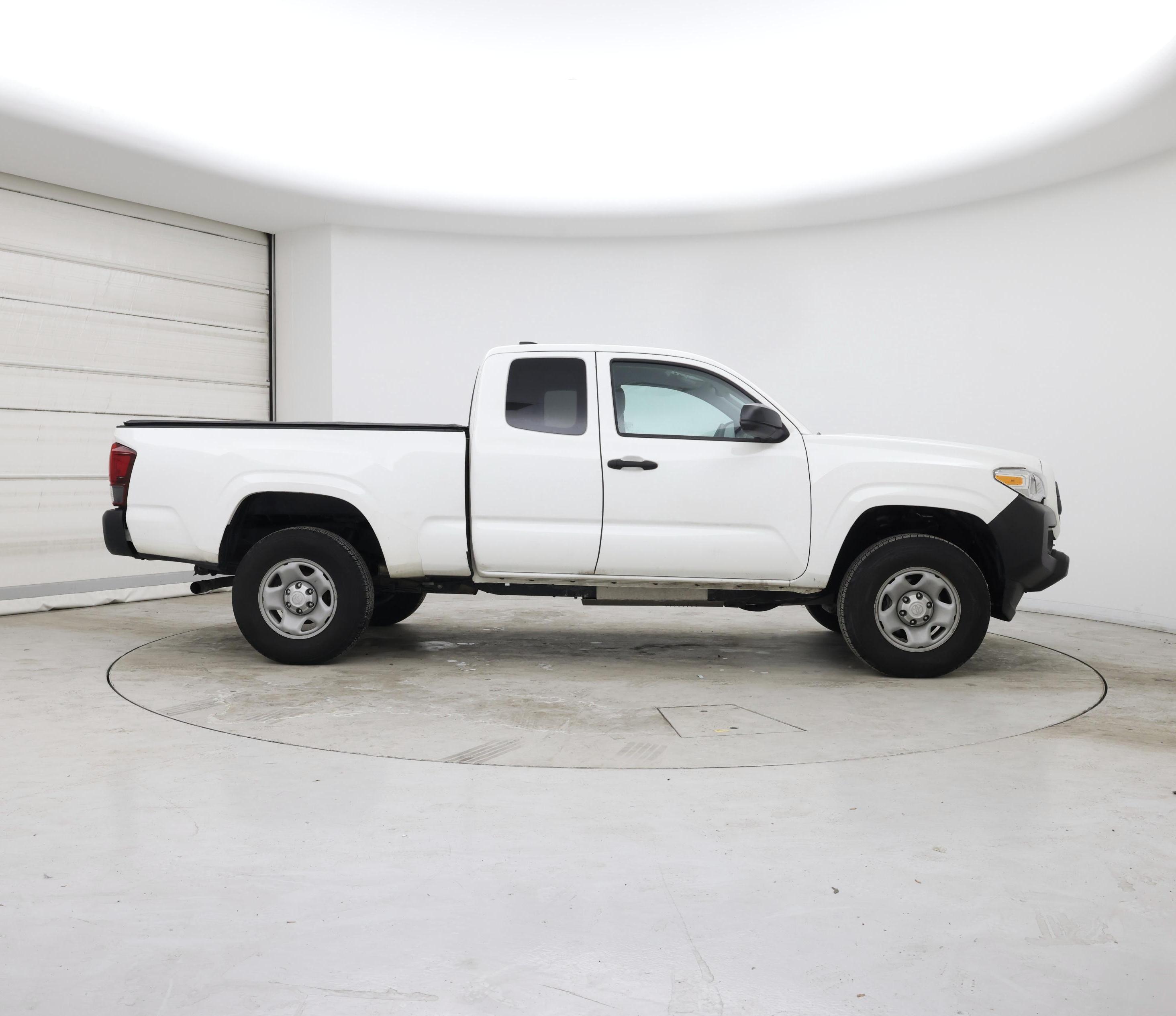 Thumbnail: 2023 Toyota Tacoma - 7