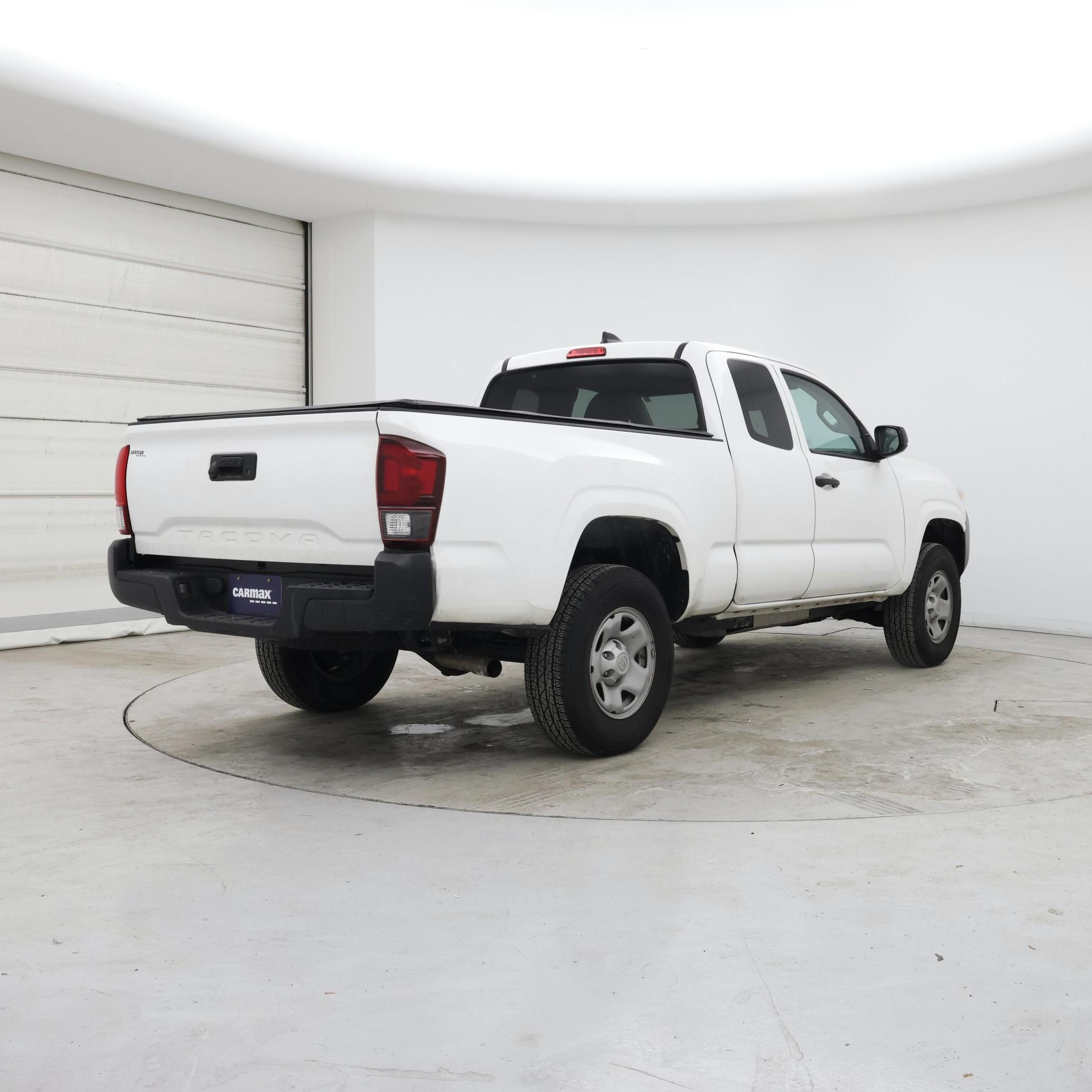 Thumbnail: 2023 Toyota Tacoma - 8