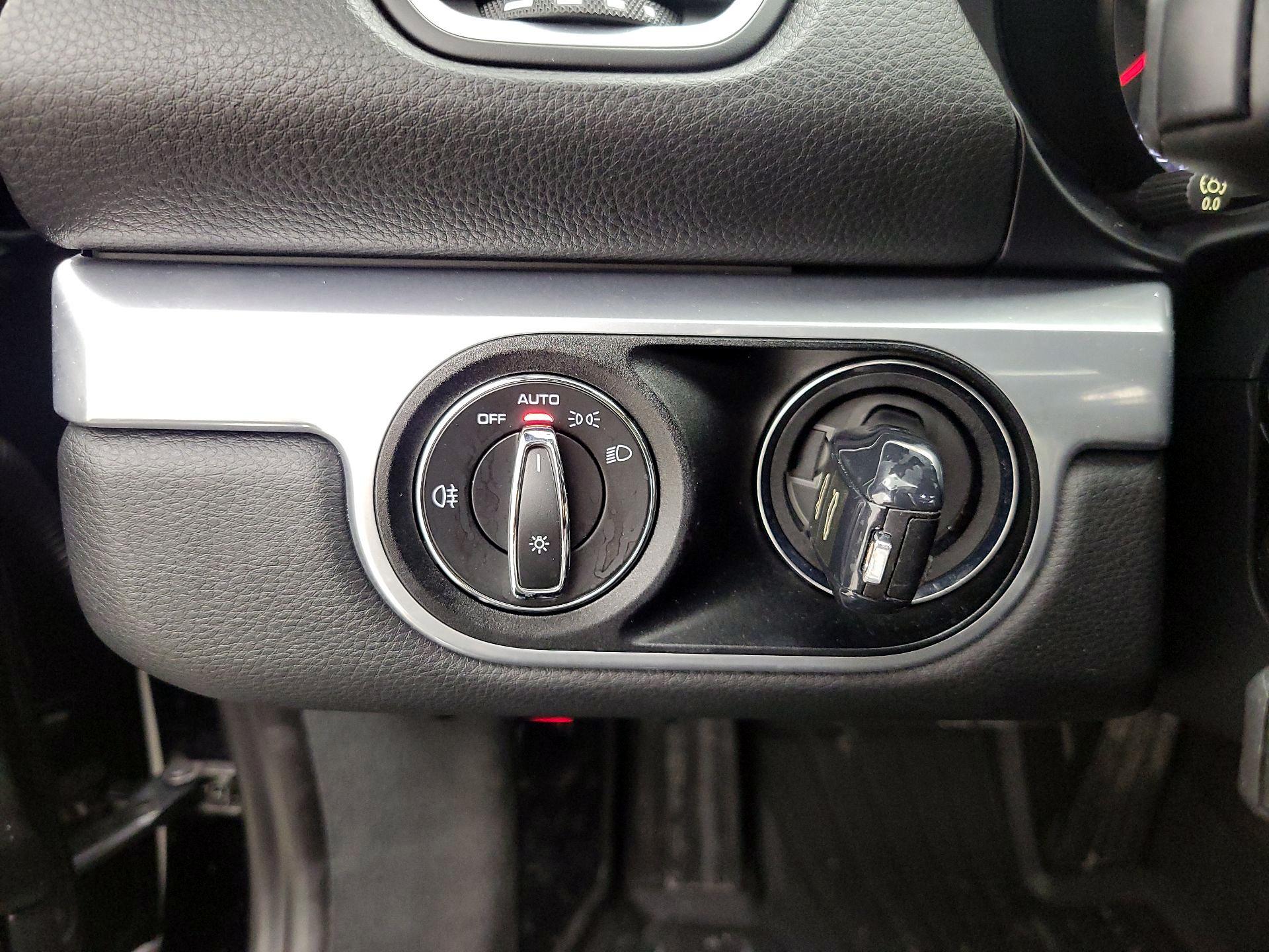 Thumbnail: 2018 Porsche 718 Cayman - 13