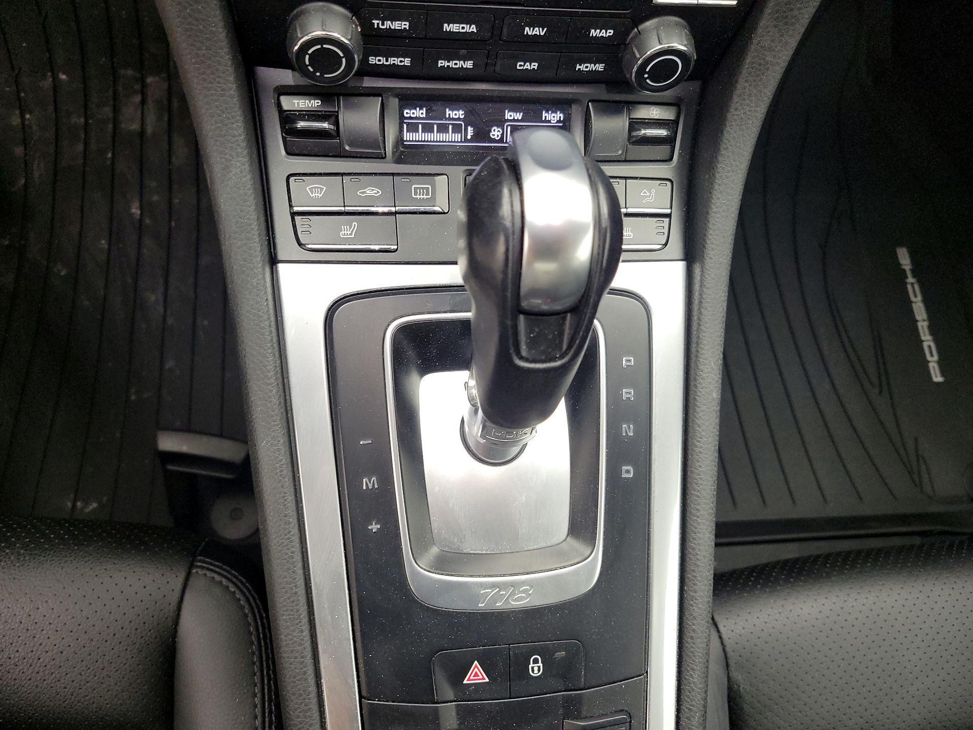 Thumbnail: 2018 Porsche 718 Cayman - 18