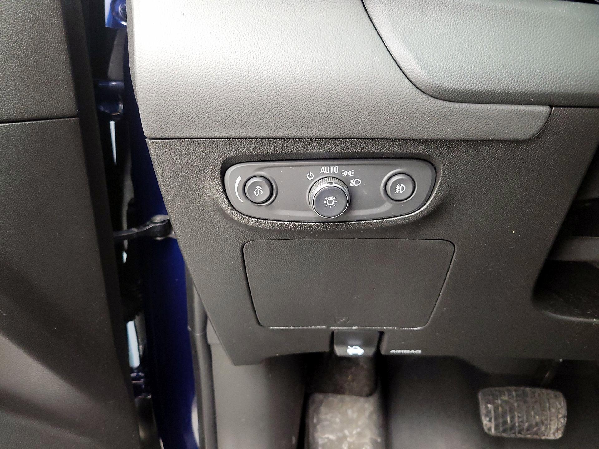 Thumbnail: 2023 Buick Encore GX - 13