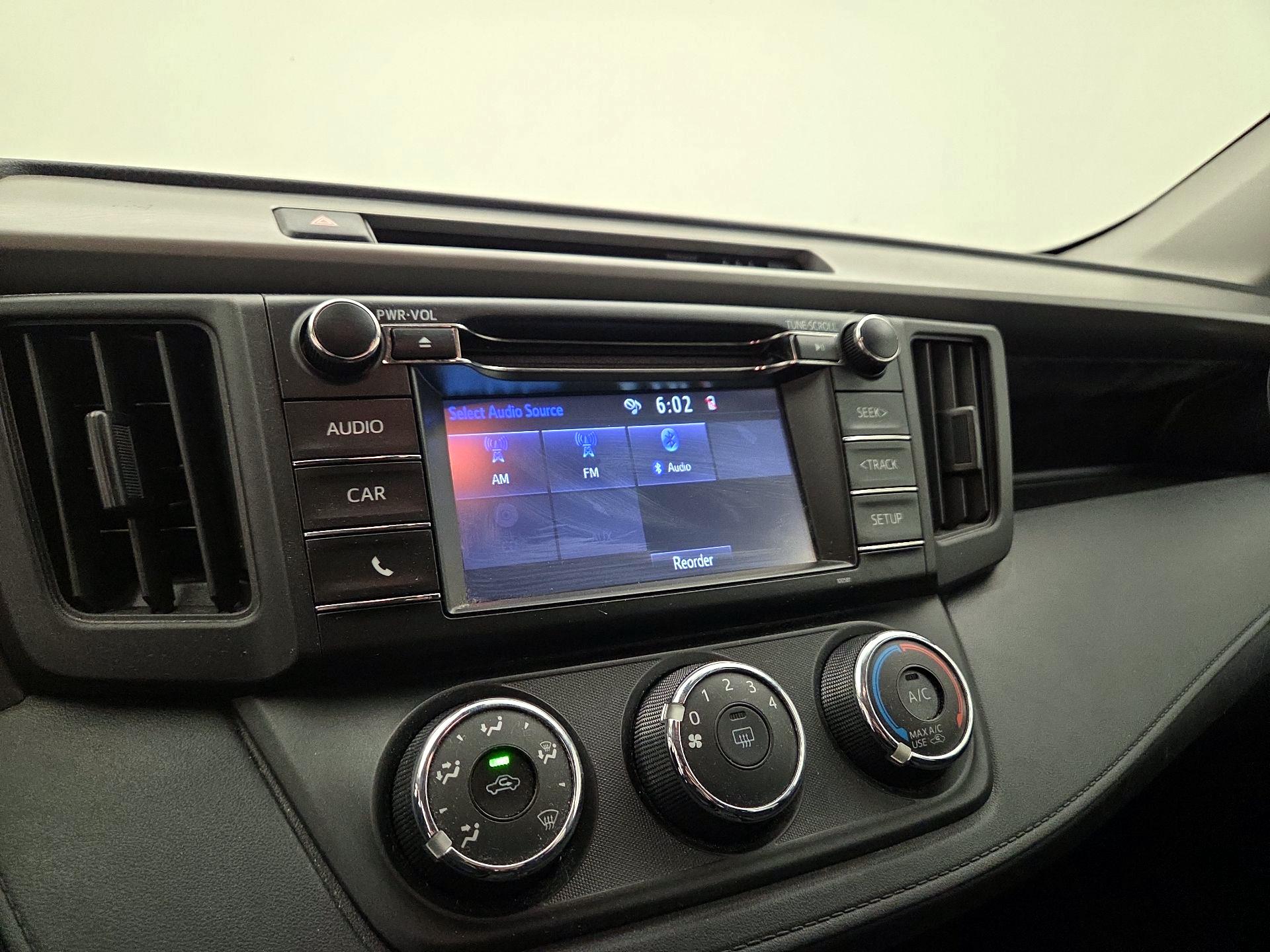 Thumbnail: 2017 Toyota RAV4 - 15