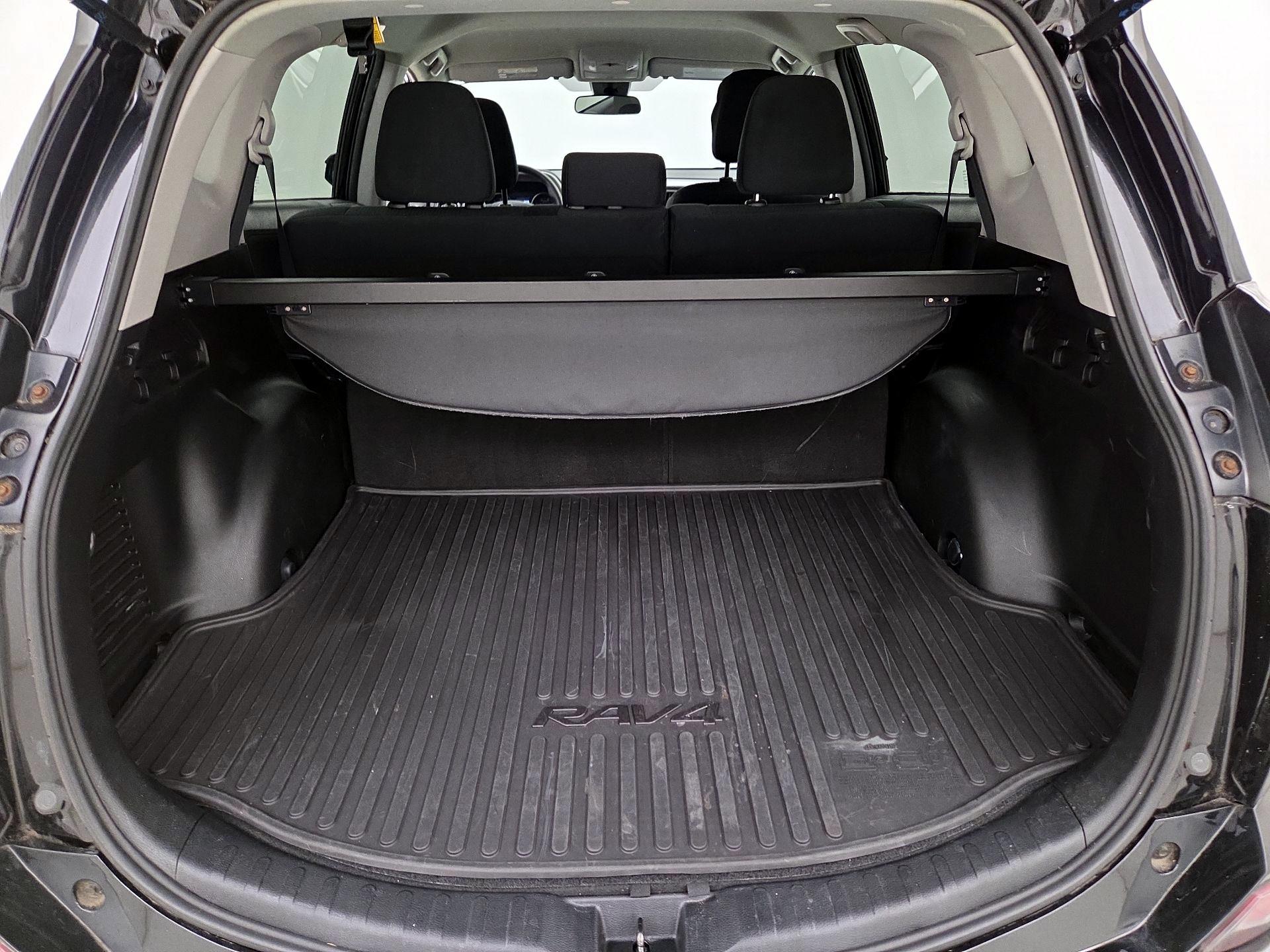 Thumbnail: 2017 Toyota RAV4 - 19