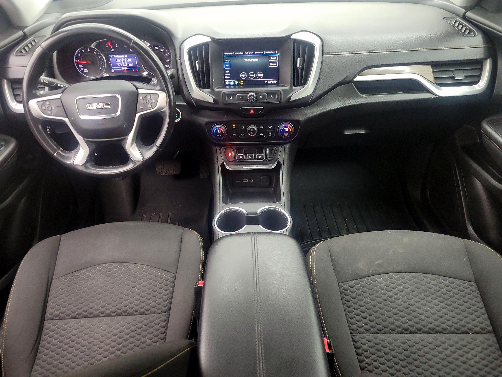 Thumbnail: 2019 GMC Terrain - 9