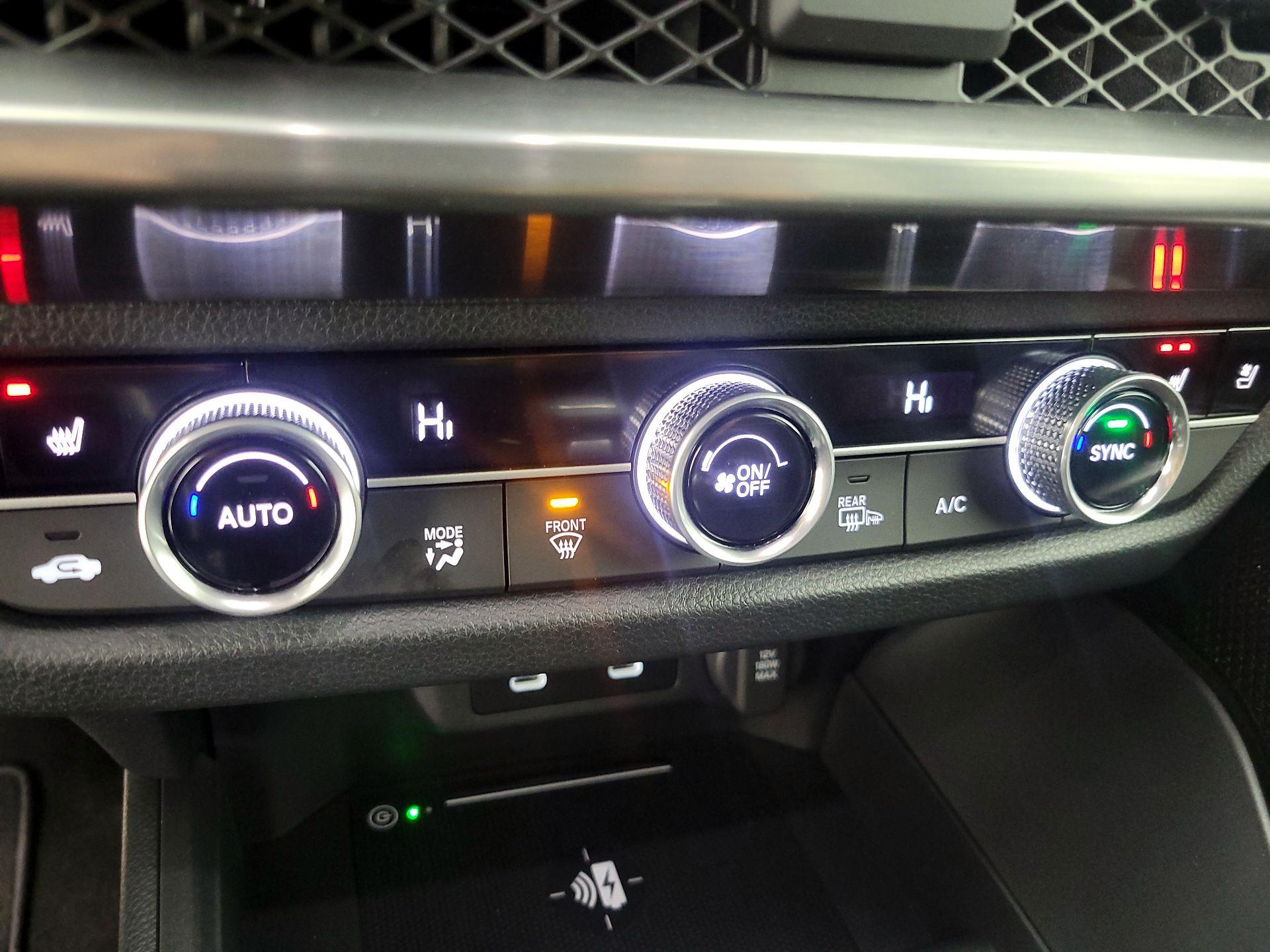 Thumbnail: 2025 Acura ADX - 16