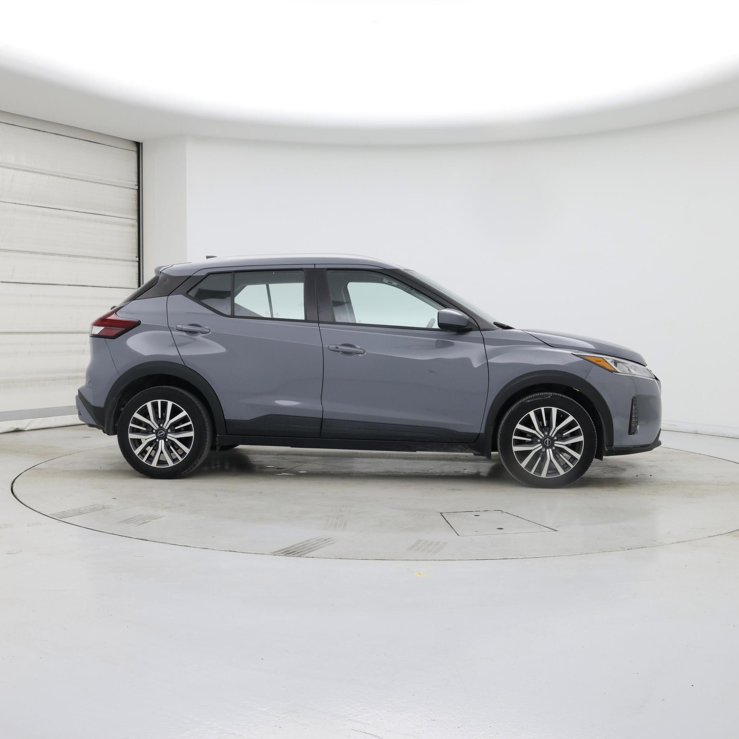 Thumbnail: 2023 Nissan Kicks - 7