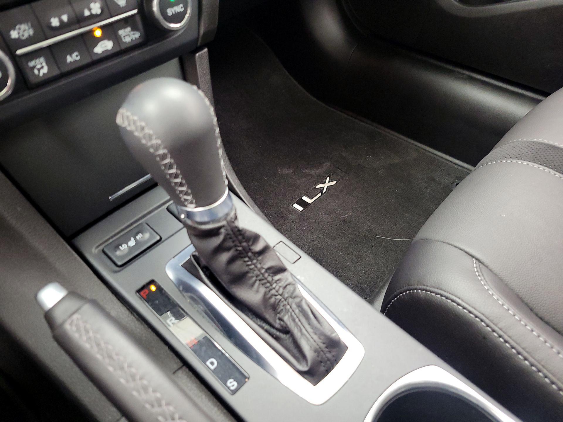 Thumbnail: 2022 Acura ILX - 16