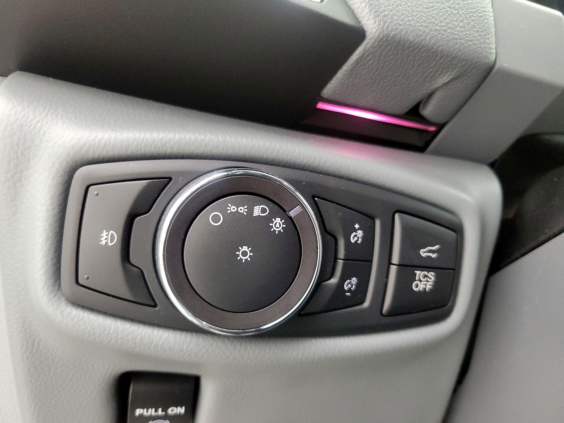 Thumbnail: 2019 Lincoln Nautilus - 13