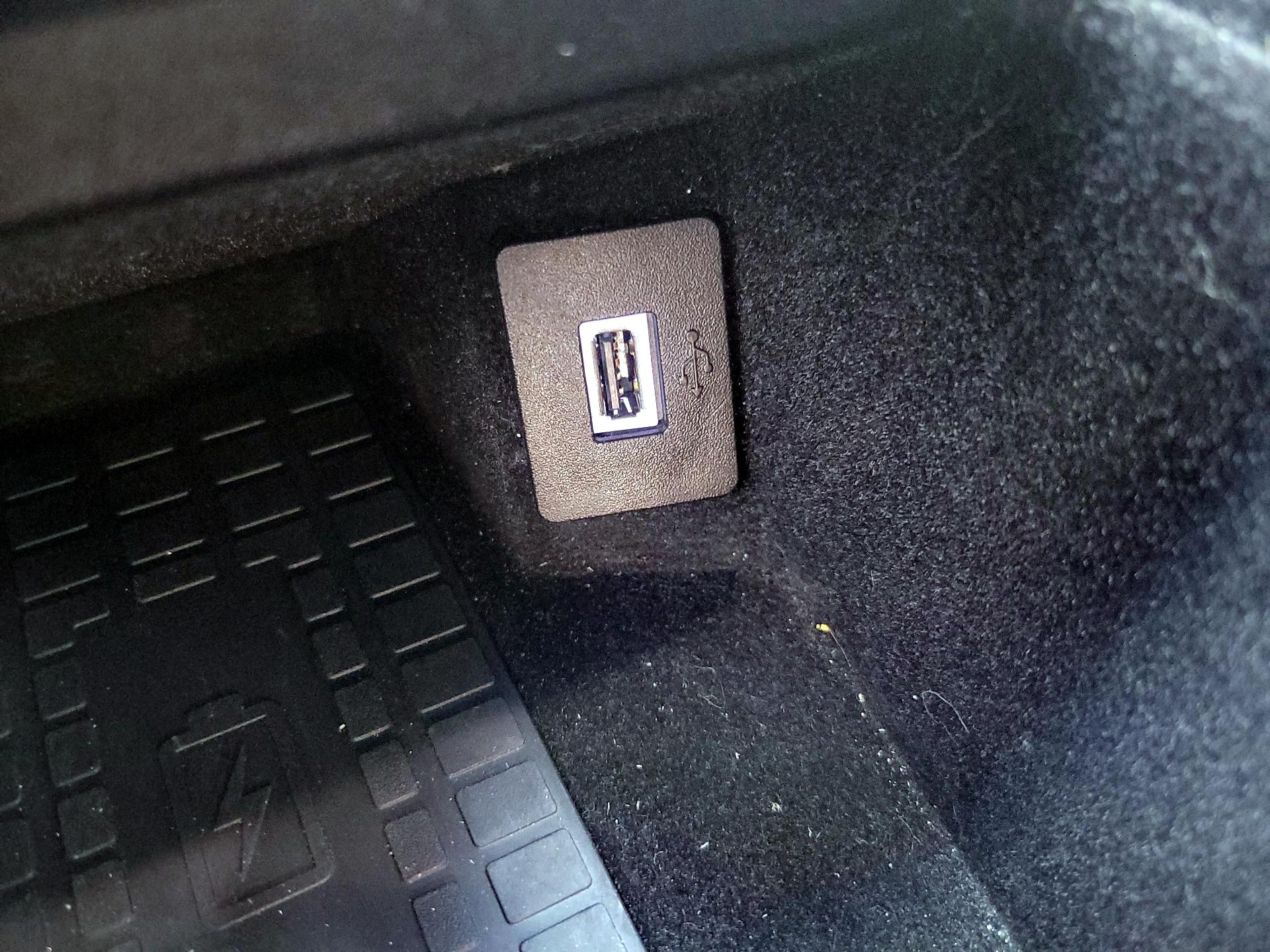 Thumbnail: 2019 Lincoln Nautilus - 18