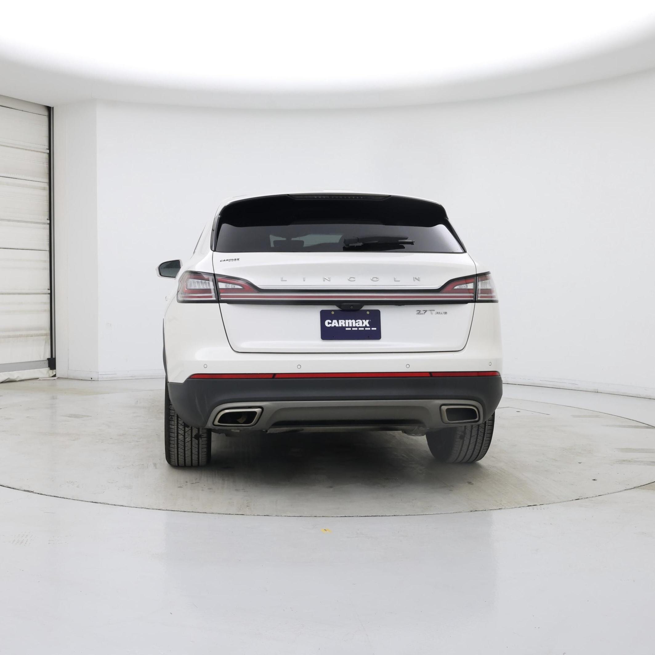 Thumbnail: 2019 Lincoln Nautilus - 6