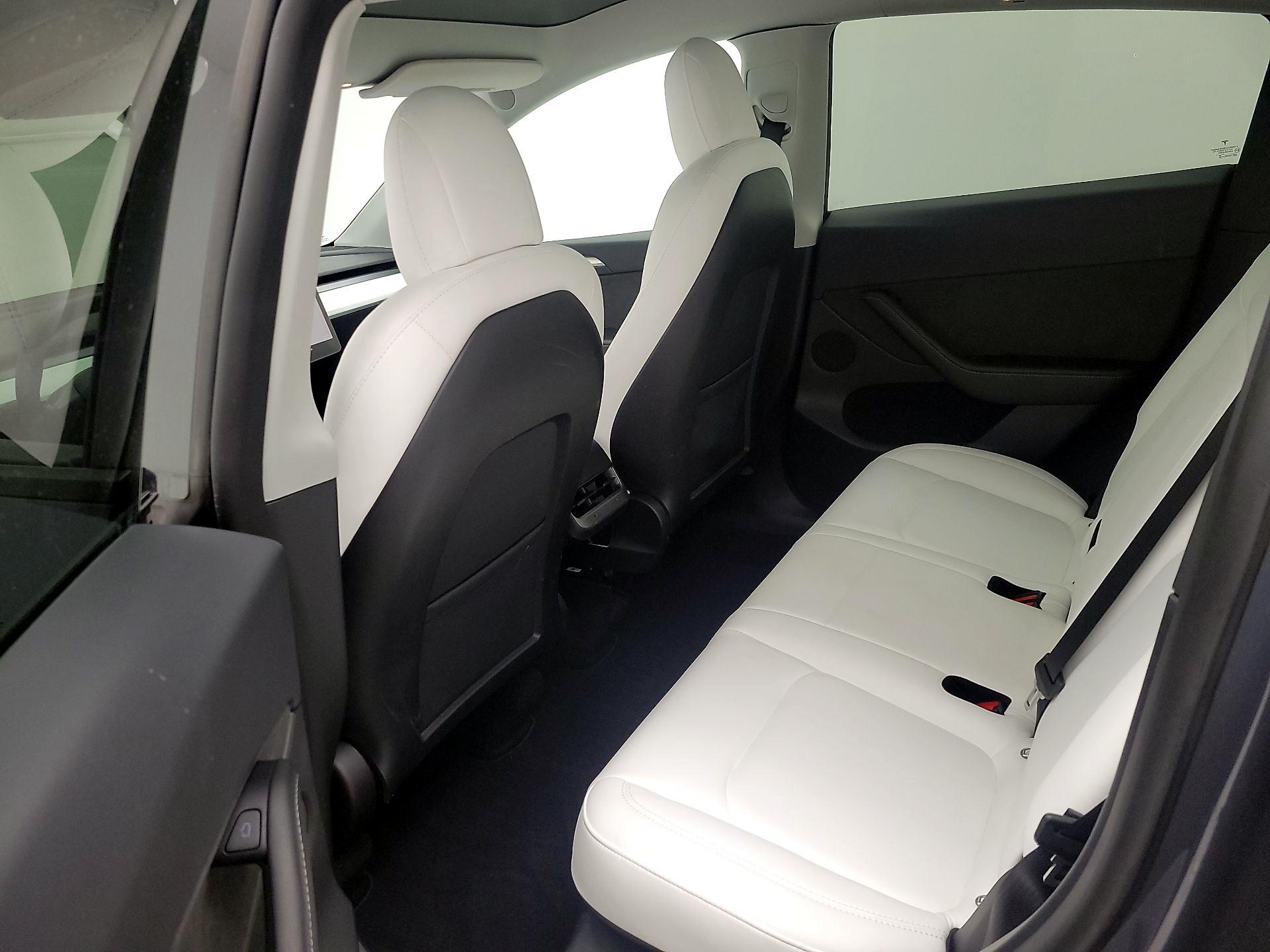 Thumbnail: 2023 Tesla Model Y - 18