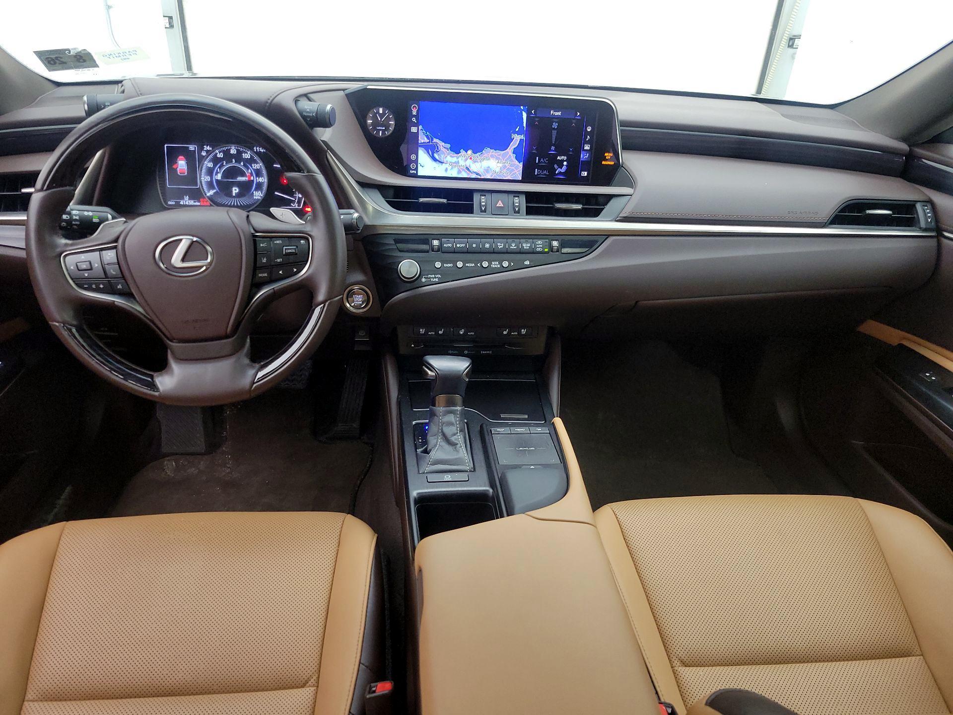 Thumbnail: 2021 Lexus ES - 9