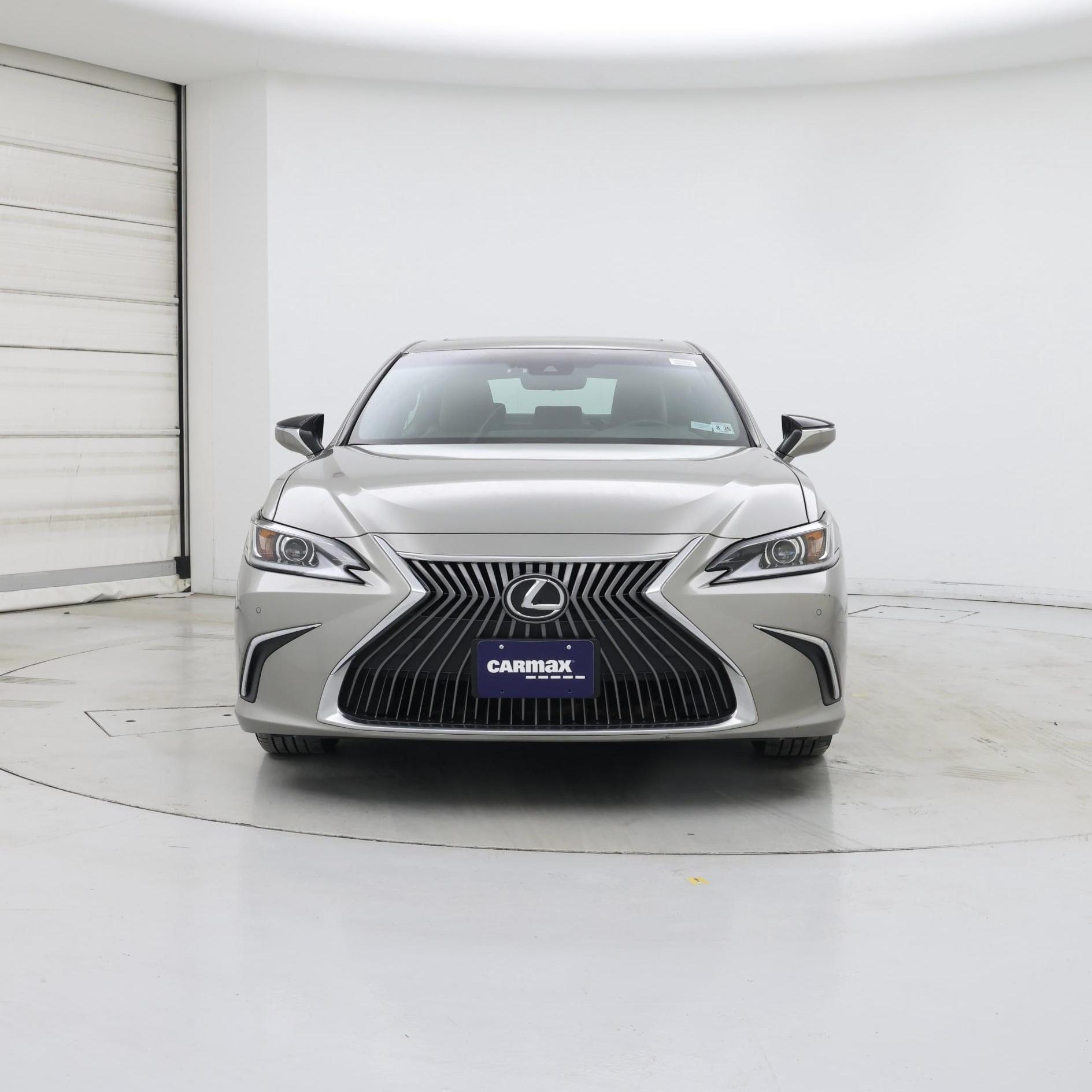 Thumbnail: 2021 Lexus ES - 5