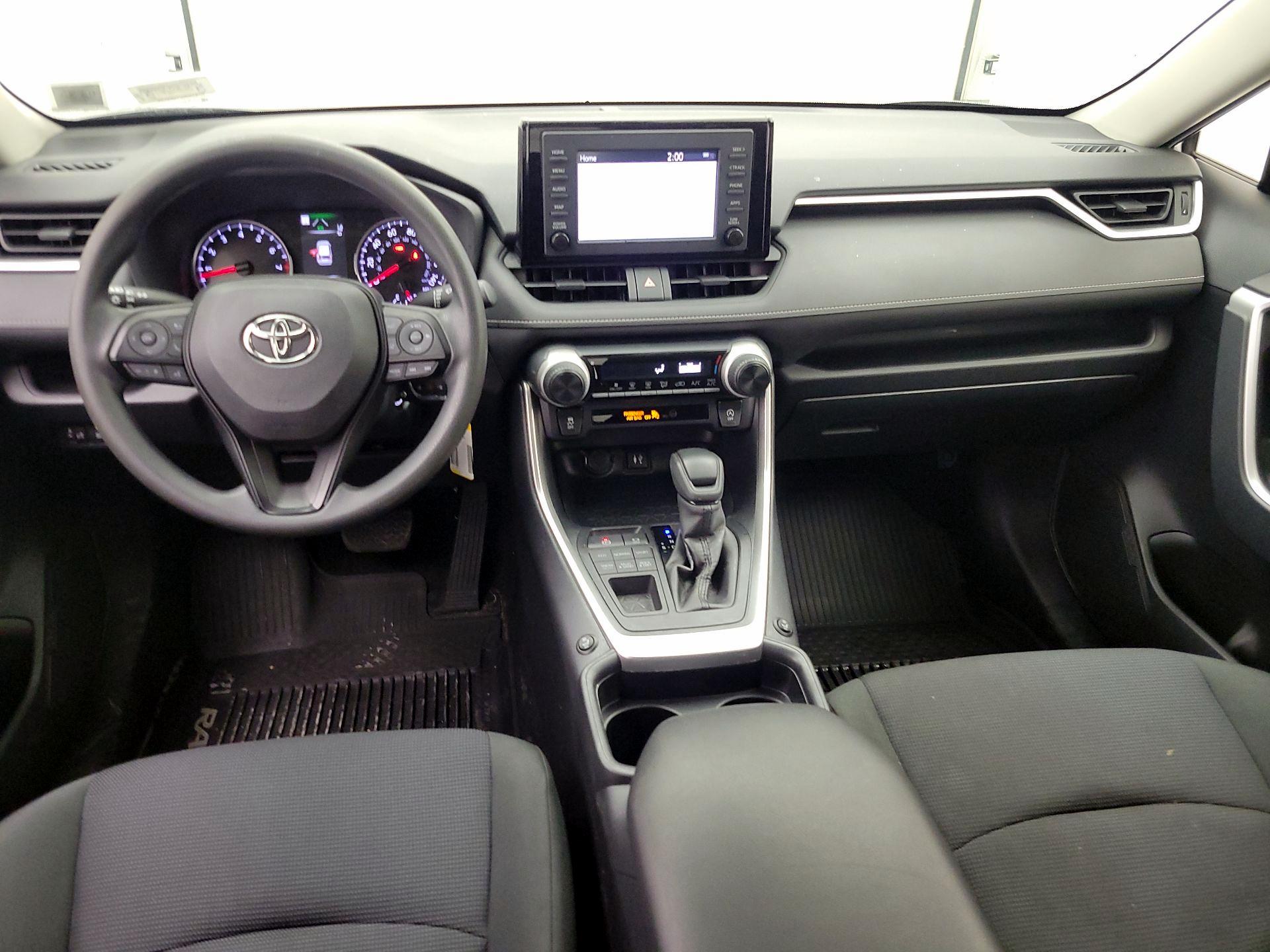 Thumbnail: 2019 Toyota RAV4 - 9