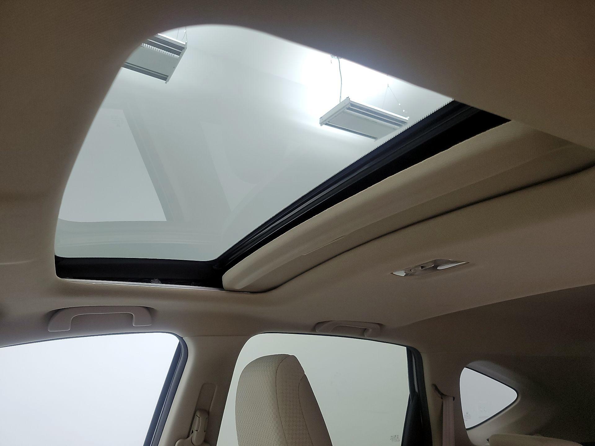 Thumbnail: 2016 Honda CR-V - 19