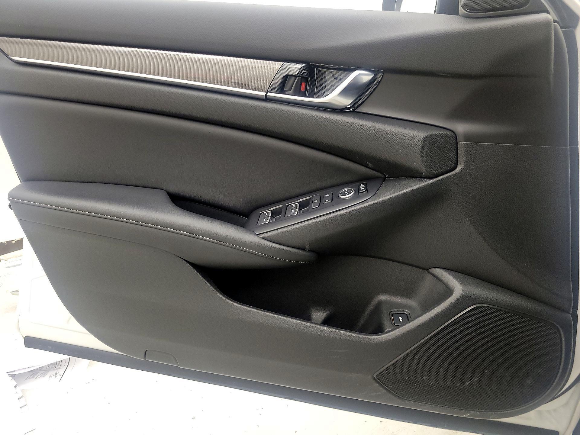 Thumbnail: 2021 Honda Accord - 12