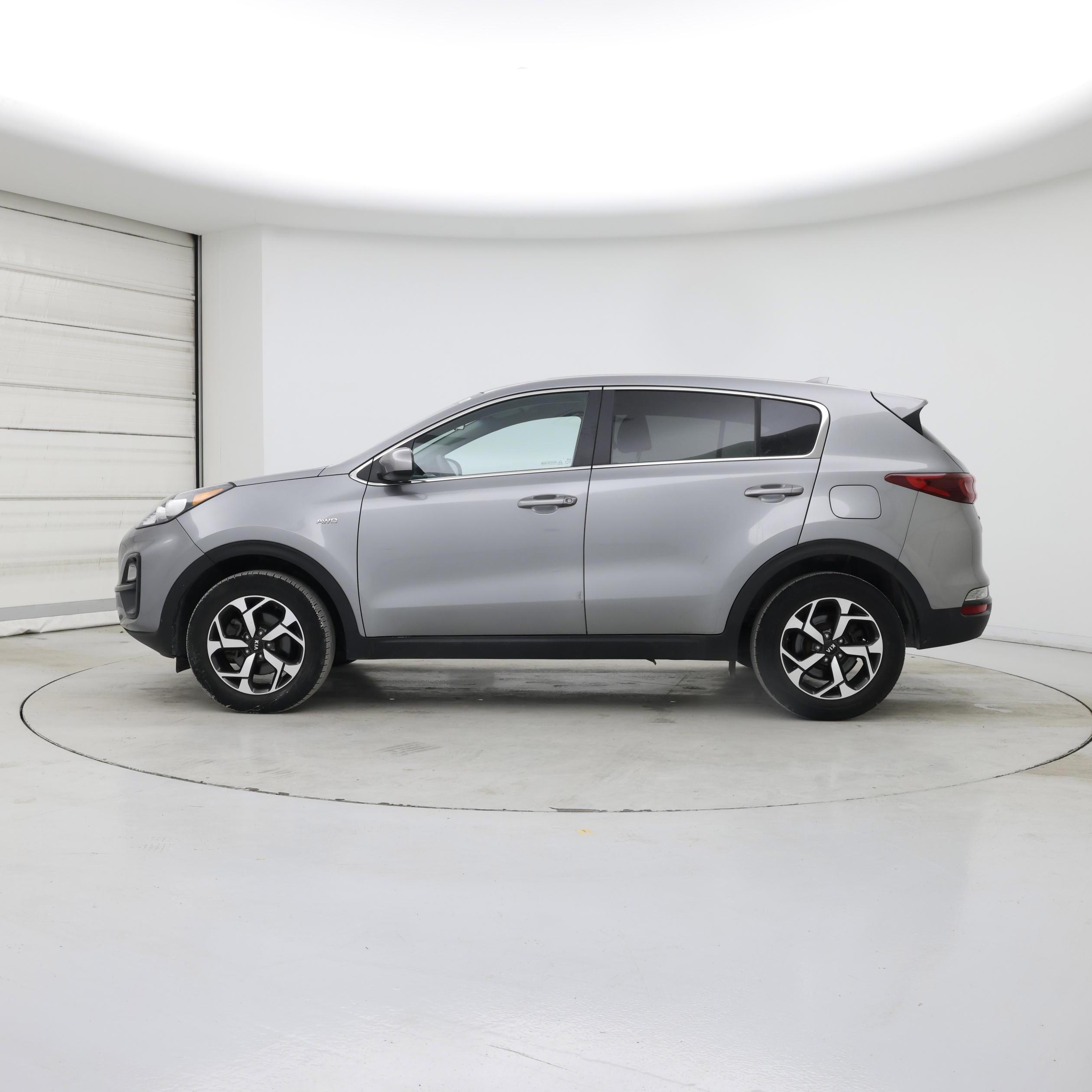 Thumbnail: 2021 Kia Sportage - 3