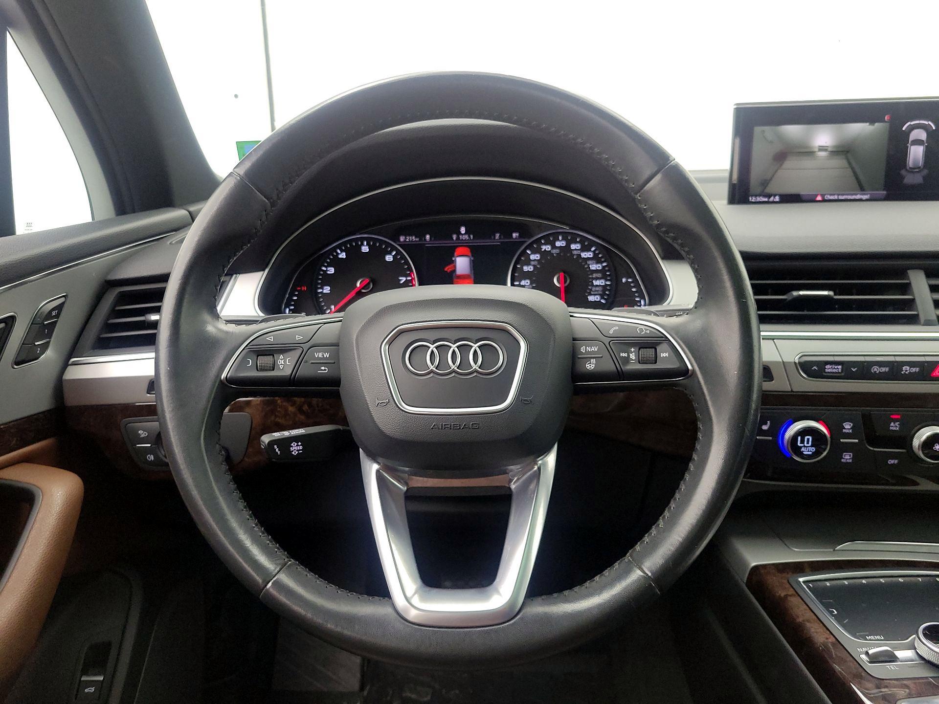 Thumbnail: 2019 Audi Q7 - 10