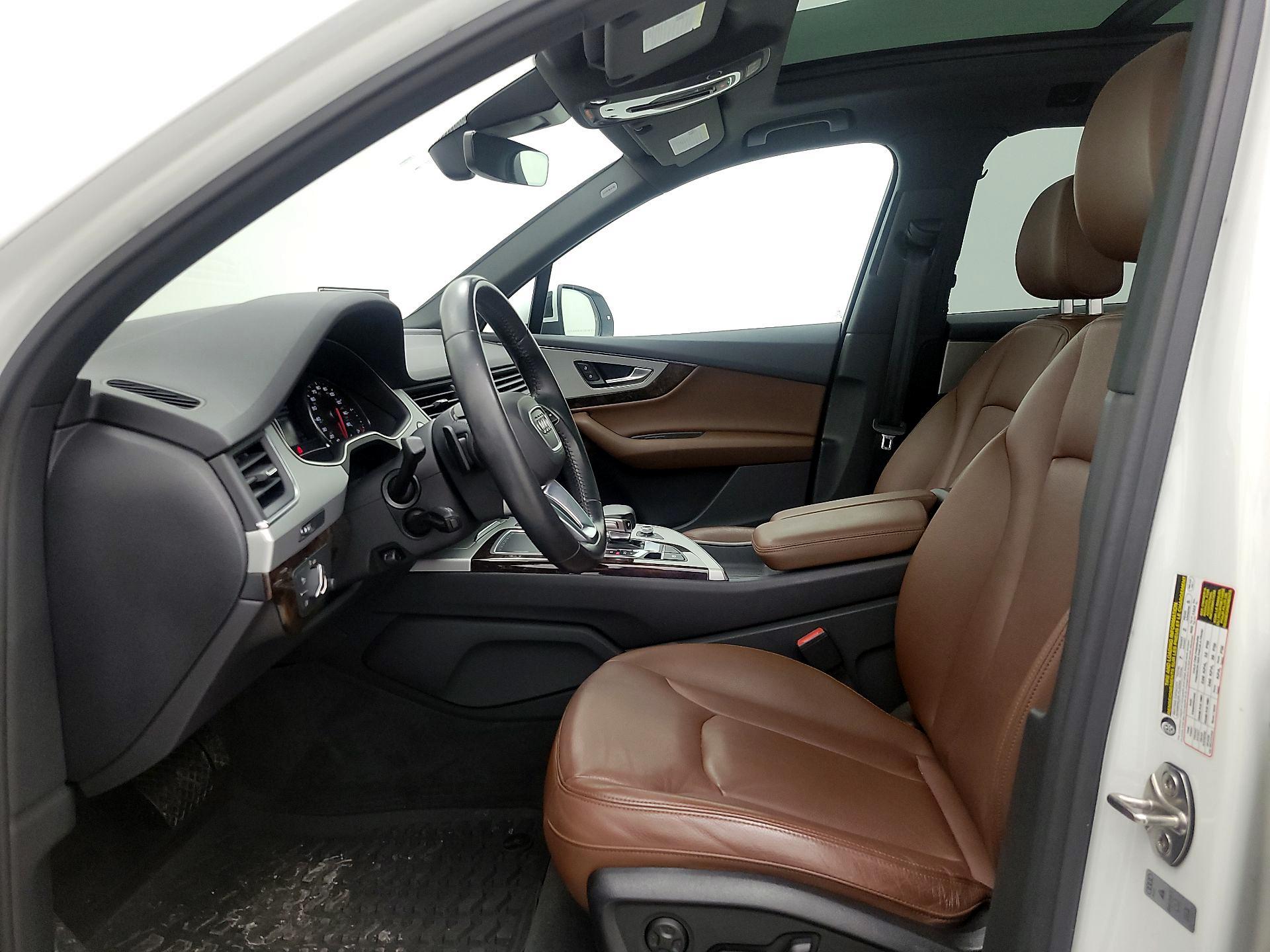 Thumbnail: 2019 Audi Q7 - 11