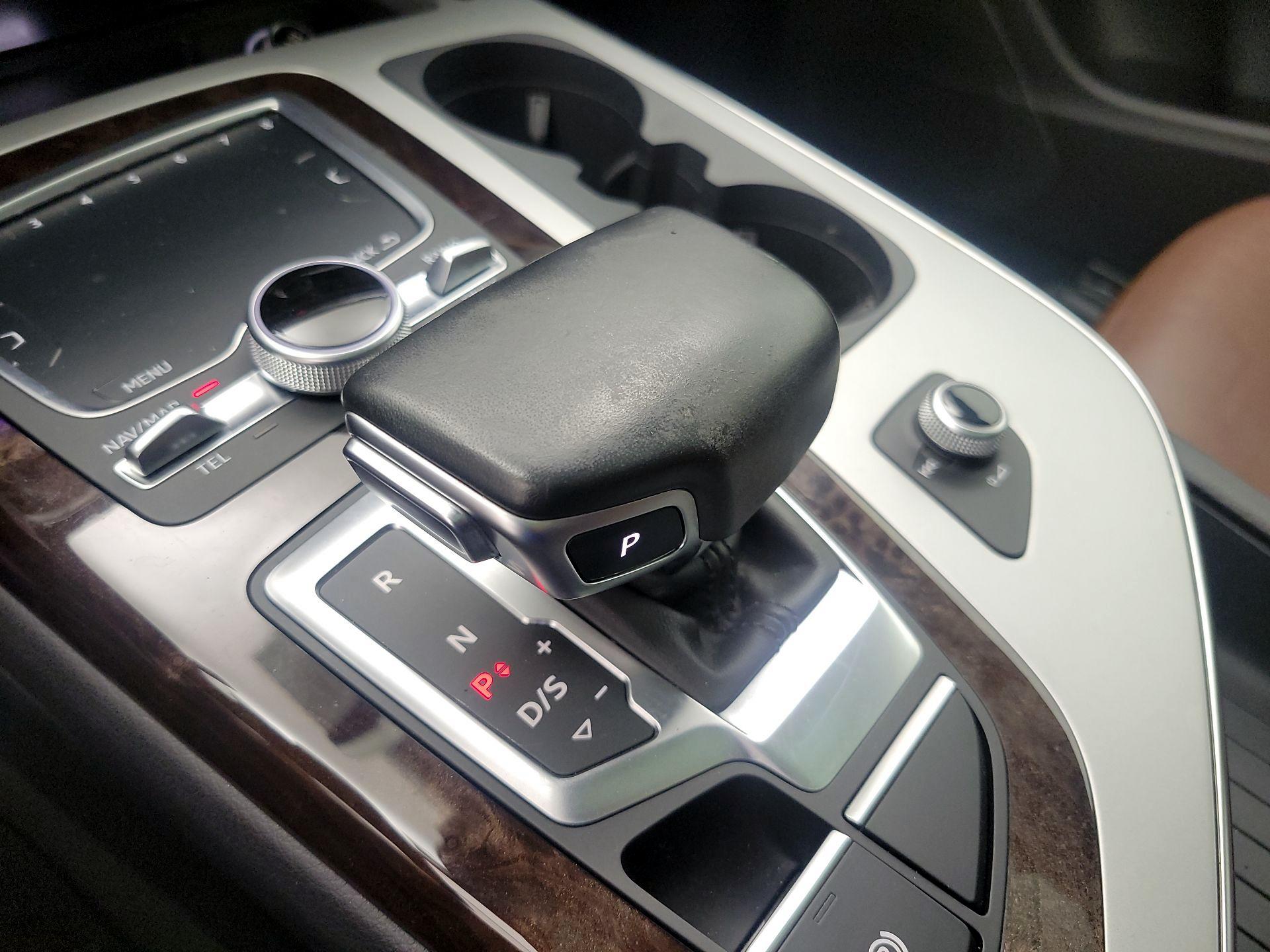 Thumbnail: 2019 Audi Q7 - 16