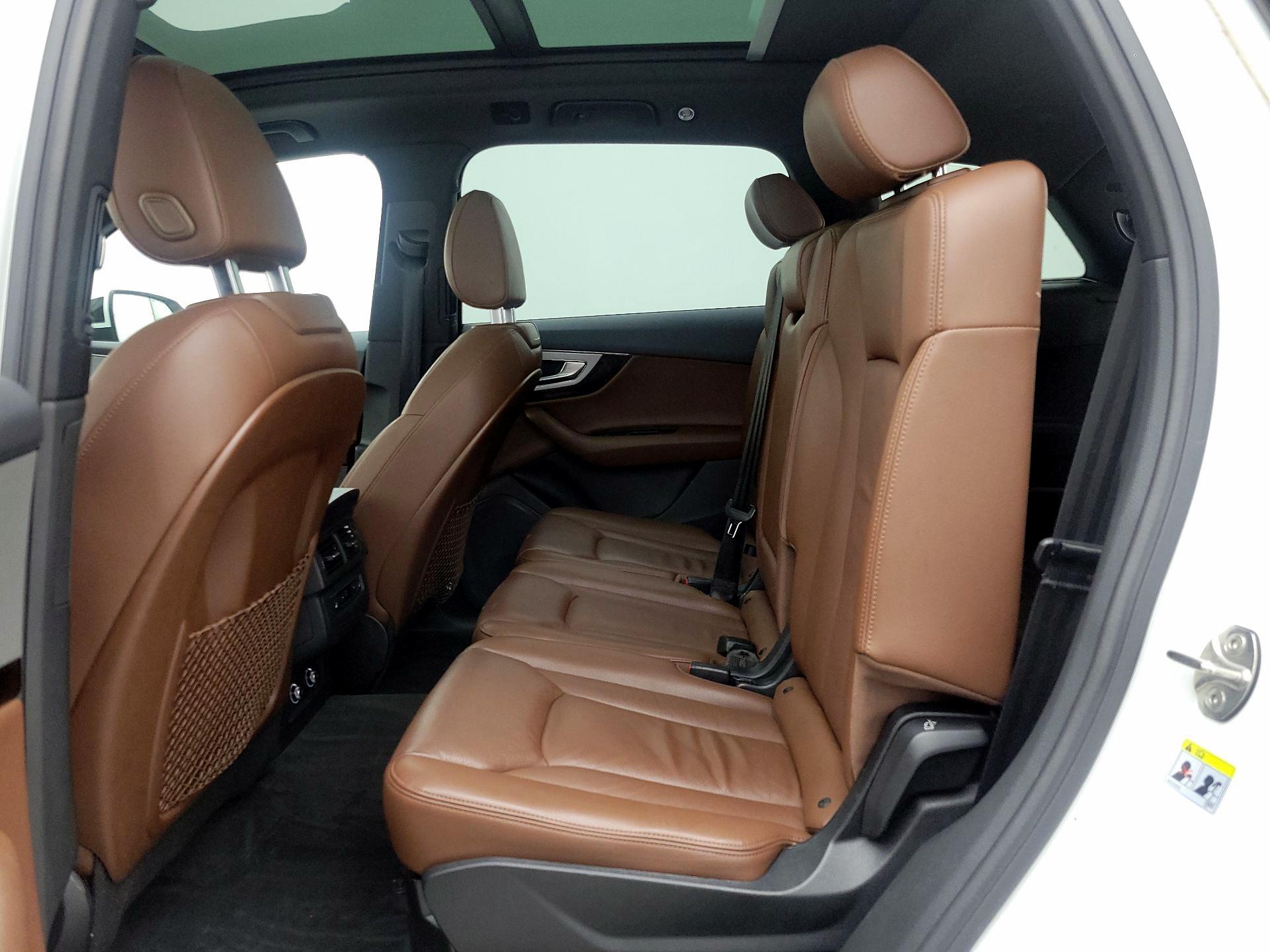 Thumbnail: 2019 Audi Q7 - 18