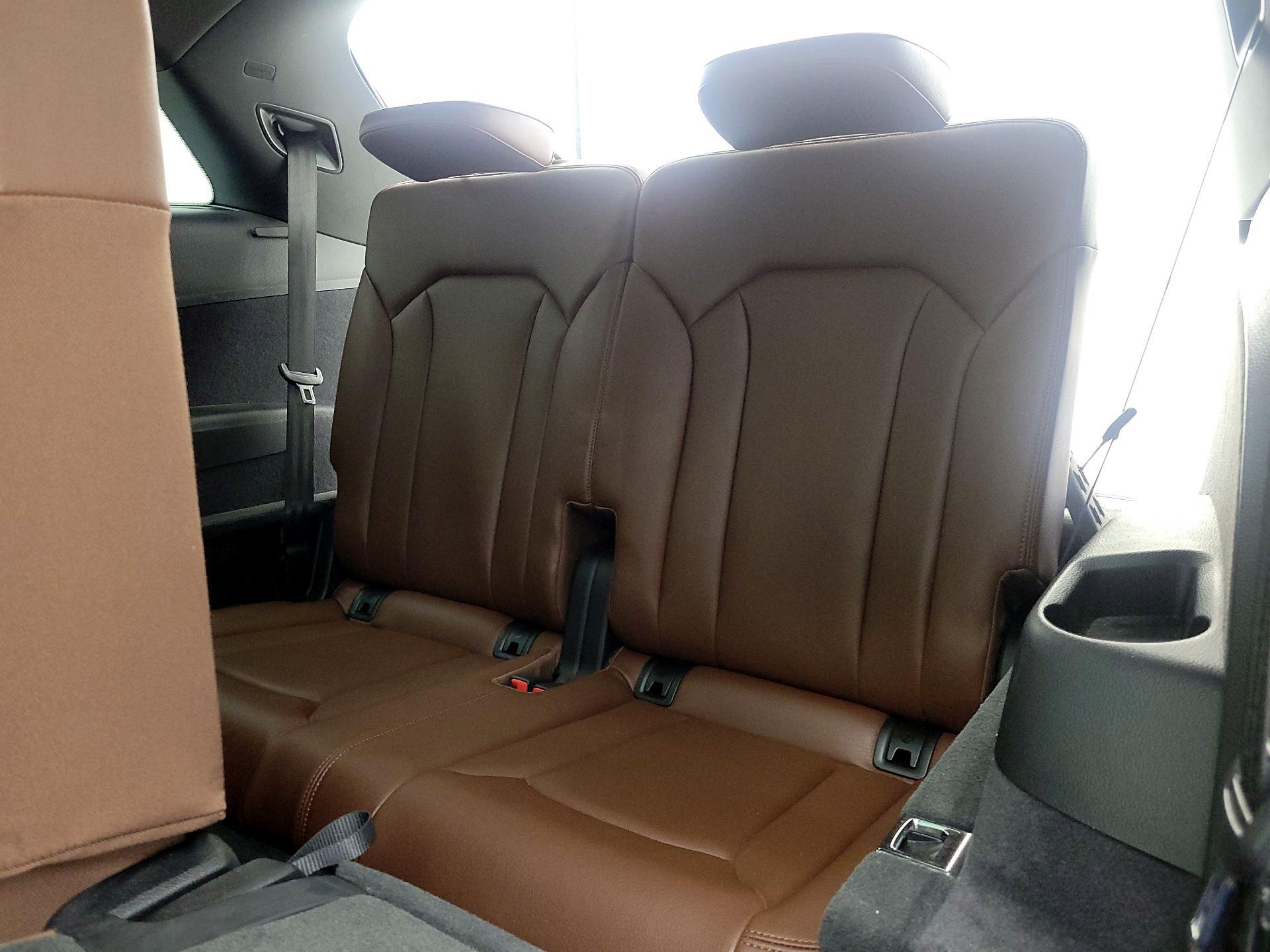 Thumbnail: 2019 Audi Q7 - 19