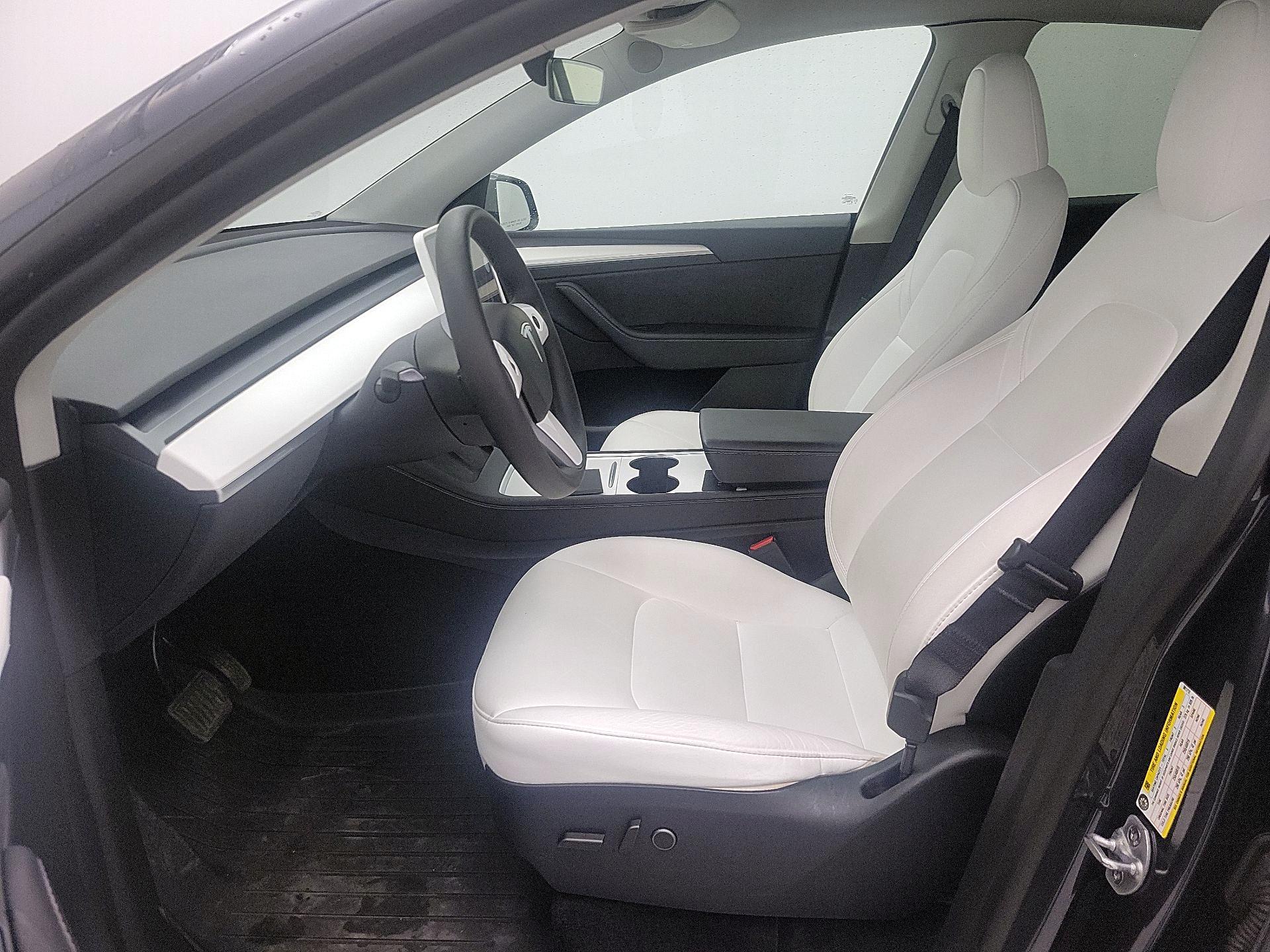 Thumbnail: 2024 Tesla Model Y - 11