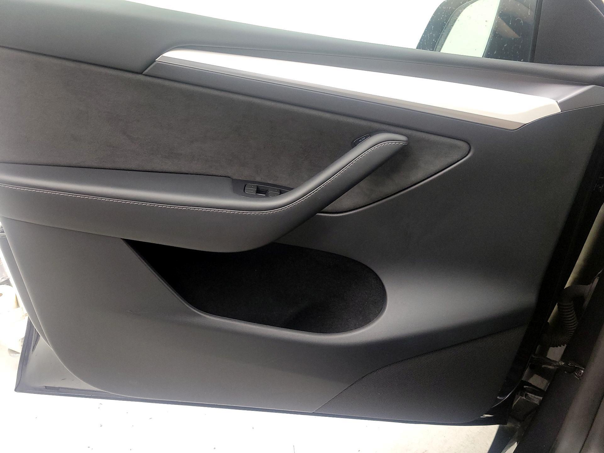 Thumbnail: 2024 Tesla Model Y - 12