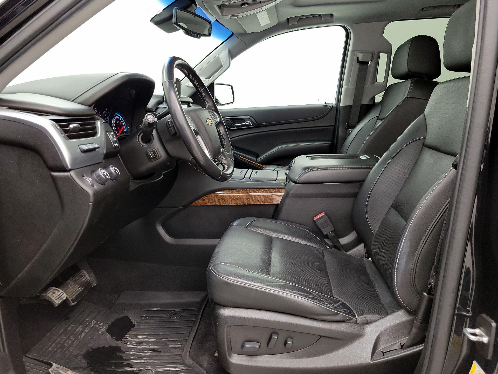 Thumbnail: 2019 Chevrolet Tahoe - 11