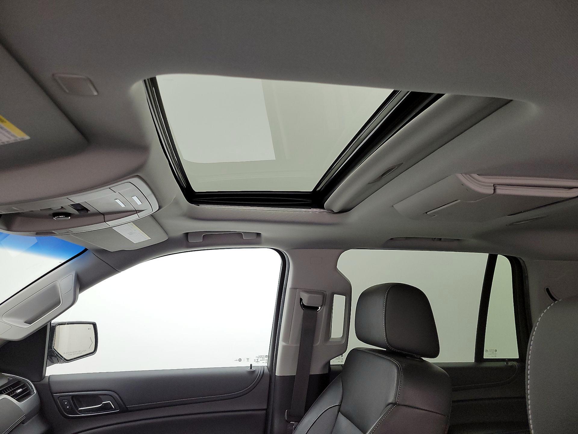 Thumbnail: 2019 Chevrolet Tahoe - 20