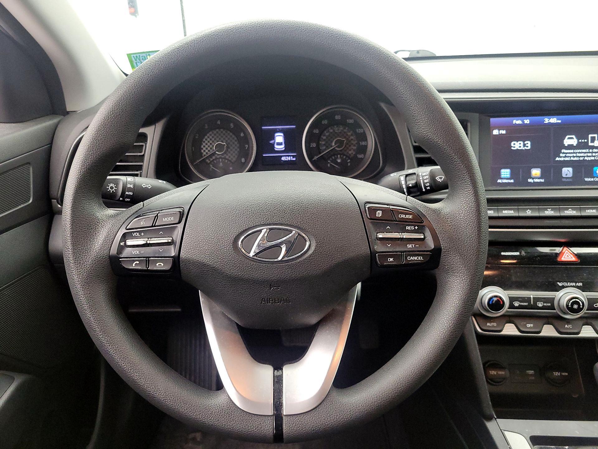 Thumbnail: 2020 Hyundai Elantra - 10