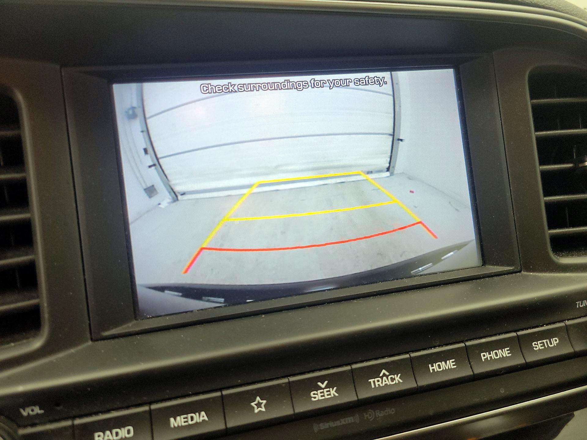 Thumbnail: 2020 Hyundai Elantra - 14