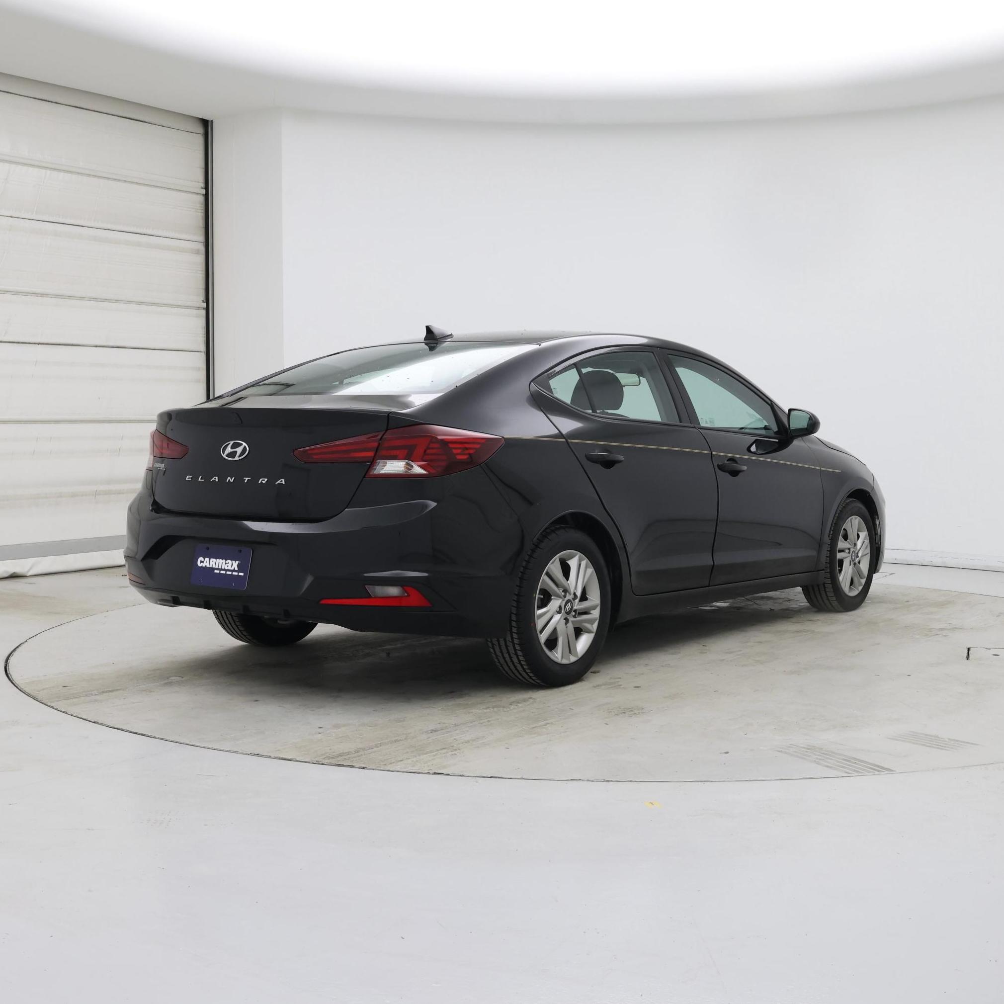 Thumbnail: 2020 Hyundai Elantra - 8