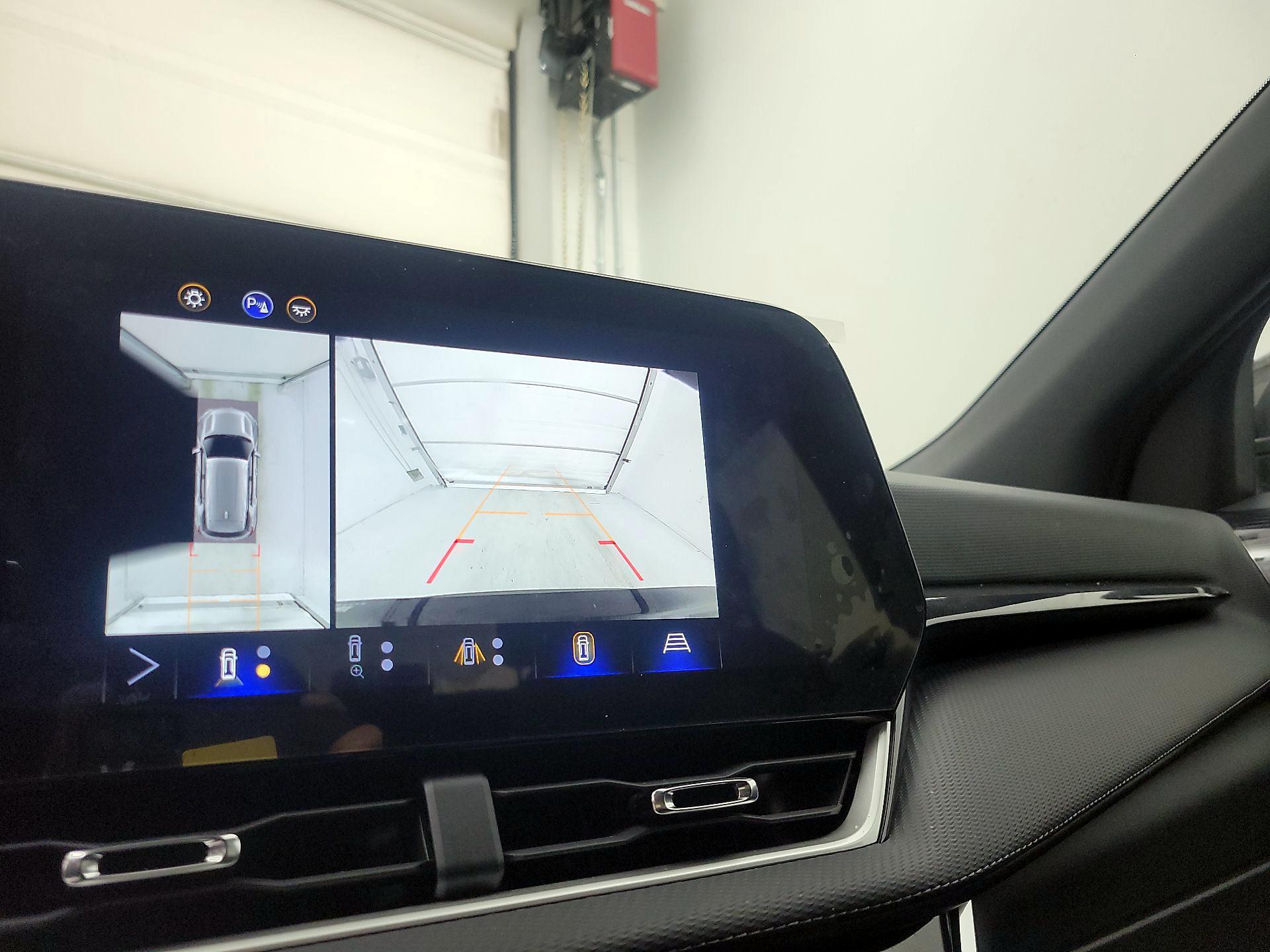 Thumbnail: 2025 Chevrolet Equinox - 14