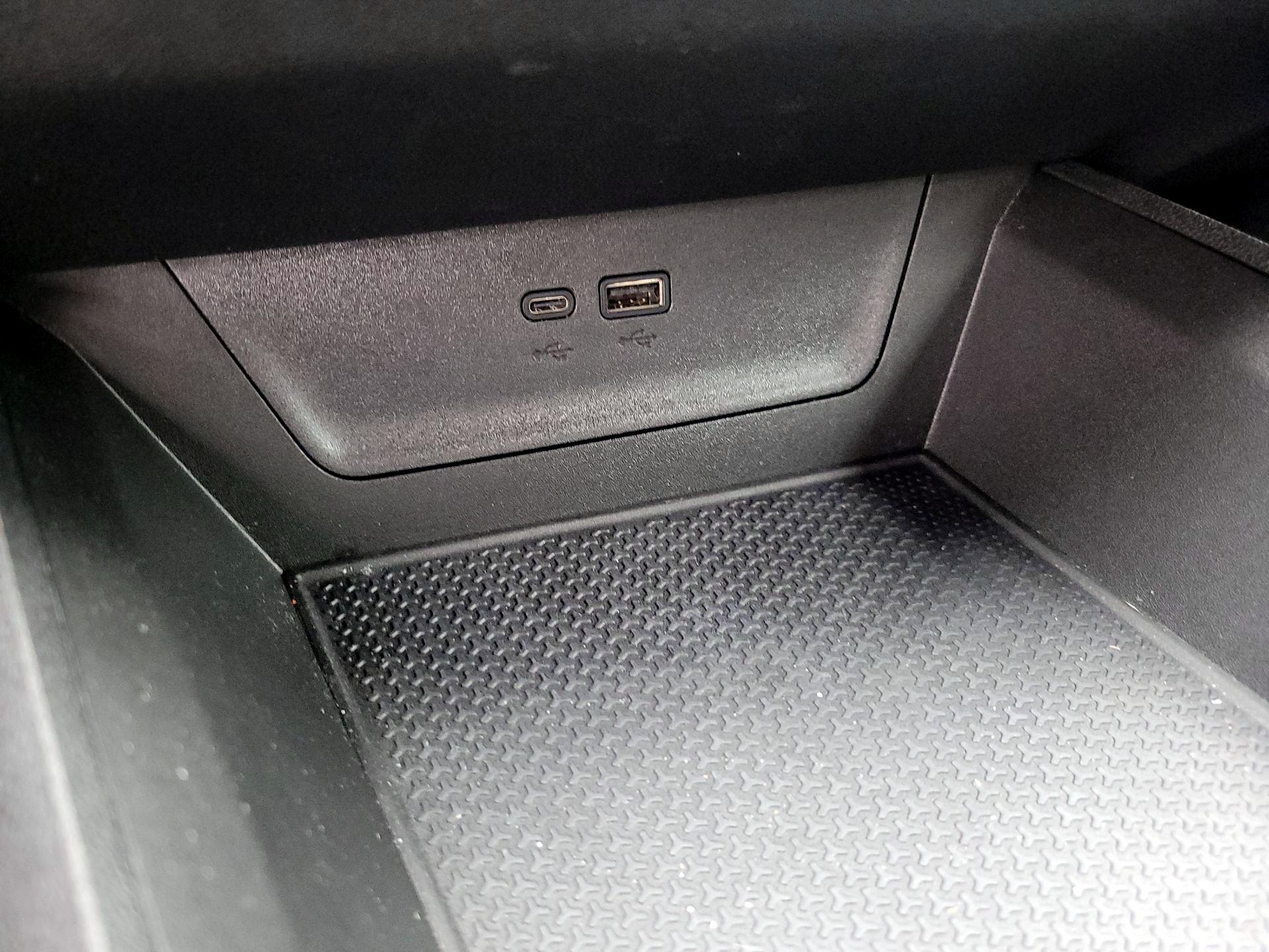 Thumbnail: 2025 Chevrolet Equinox - 18