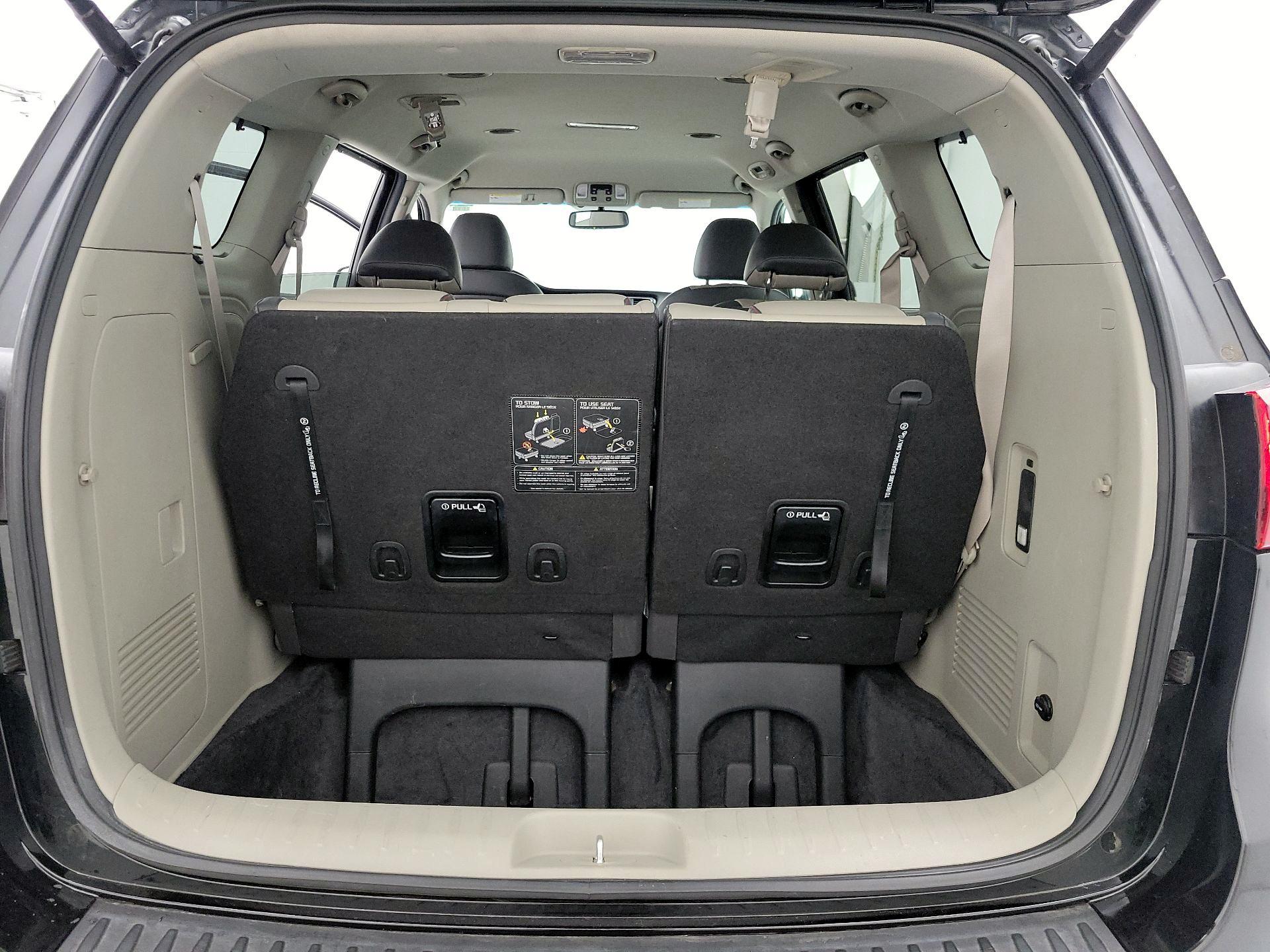 Thumbnail: 2016 Kia Sedona - 20