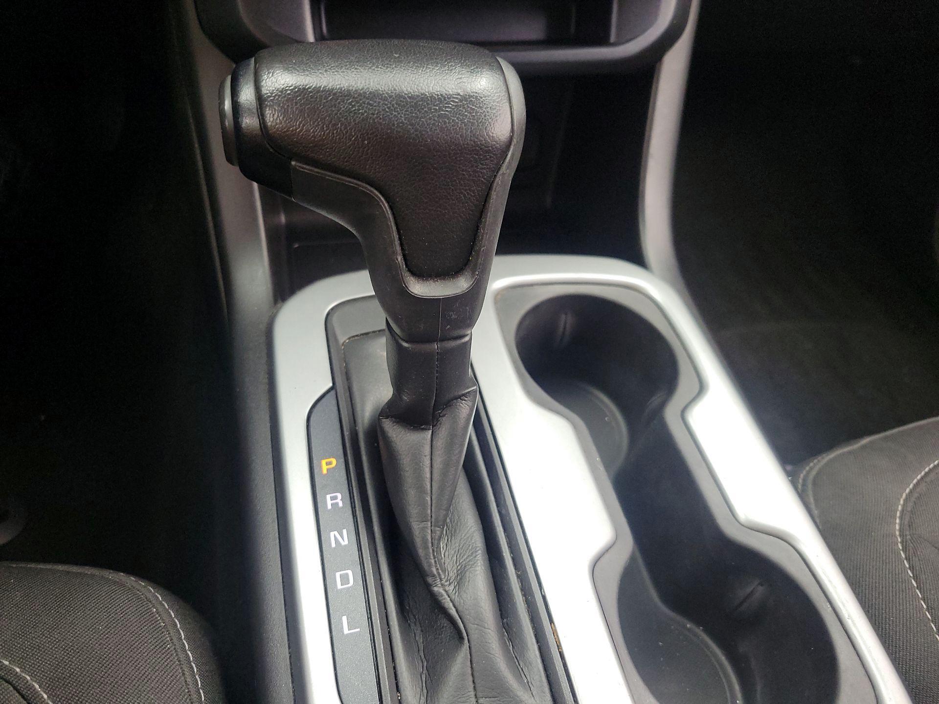 Thumbnail: 2017 Chevrolet Colorado - 17