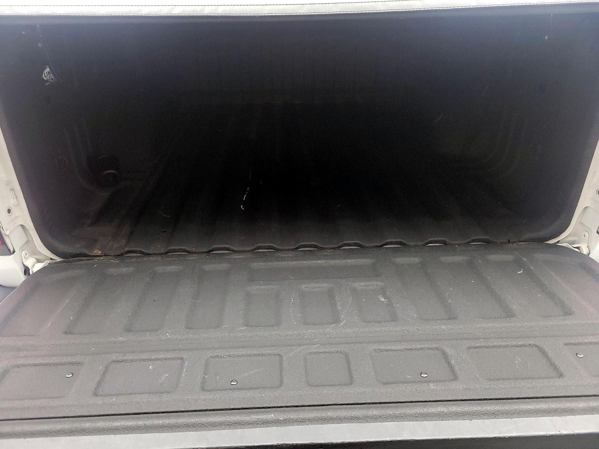 Thumbnail: 2017 Chevrolet Colorado - 19