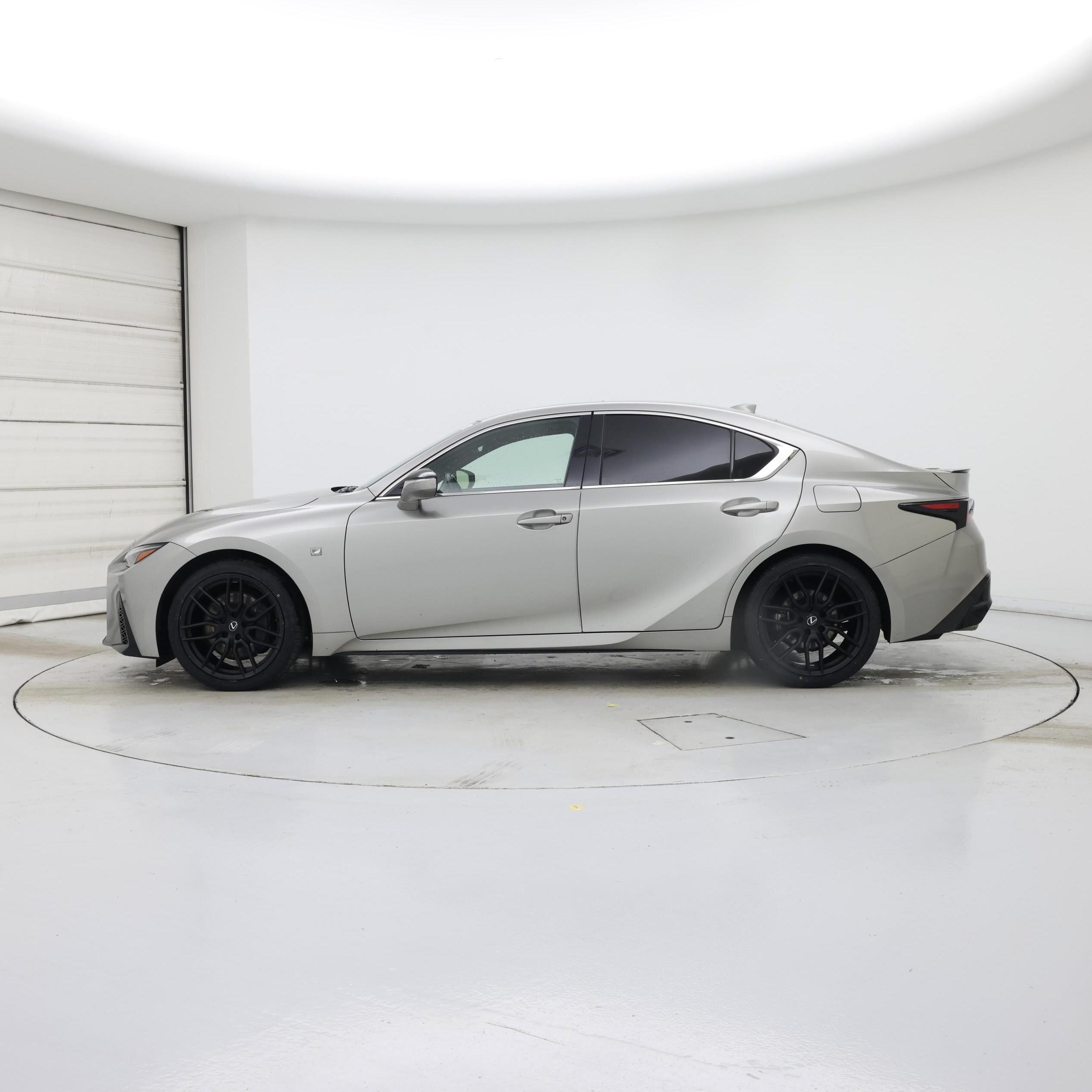 Thumbnail: 2023 Lexus IS - 3