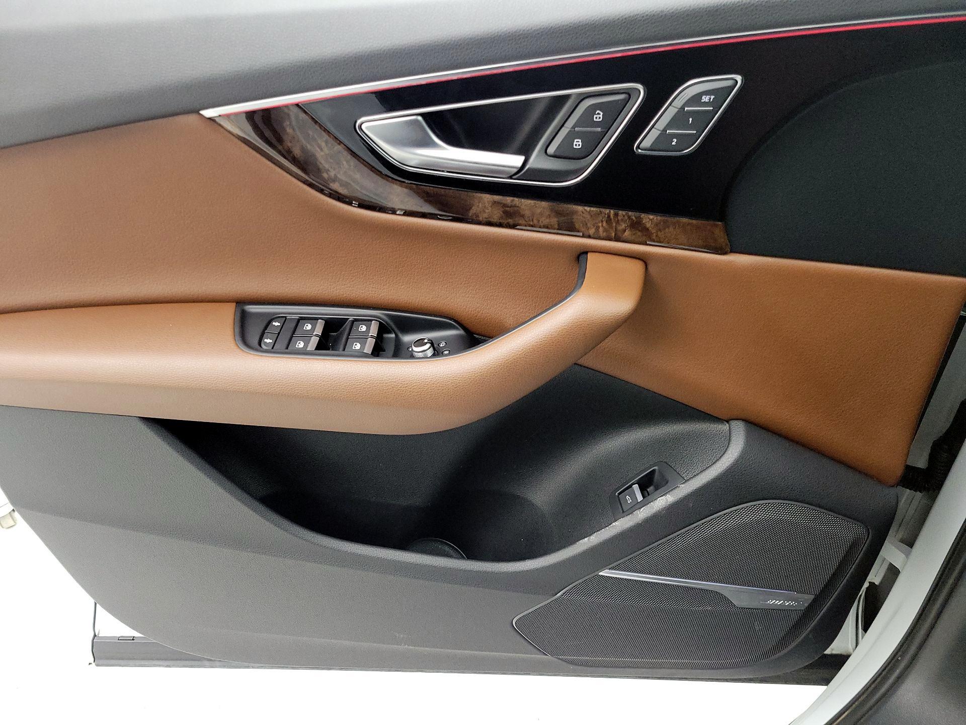 Thumbnail: 2018 Audi Q7 - 12