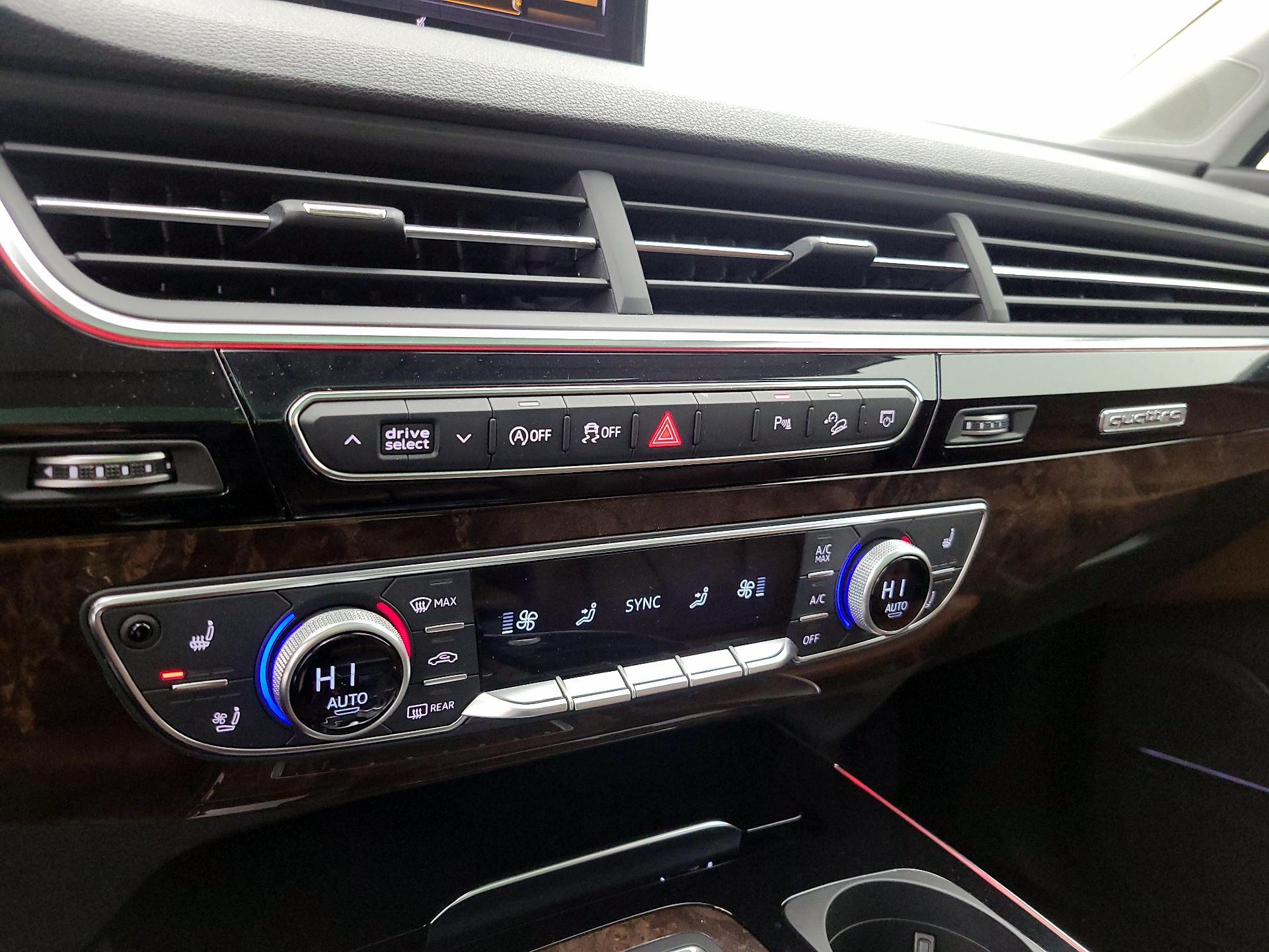 Thumbnail: 2018 Audi Q7 - 17