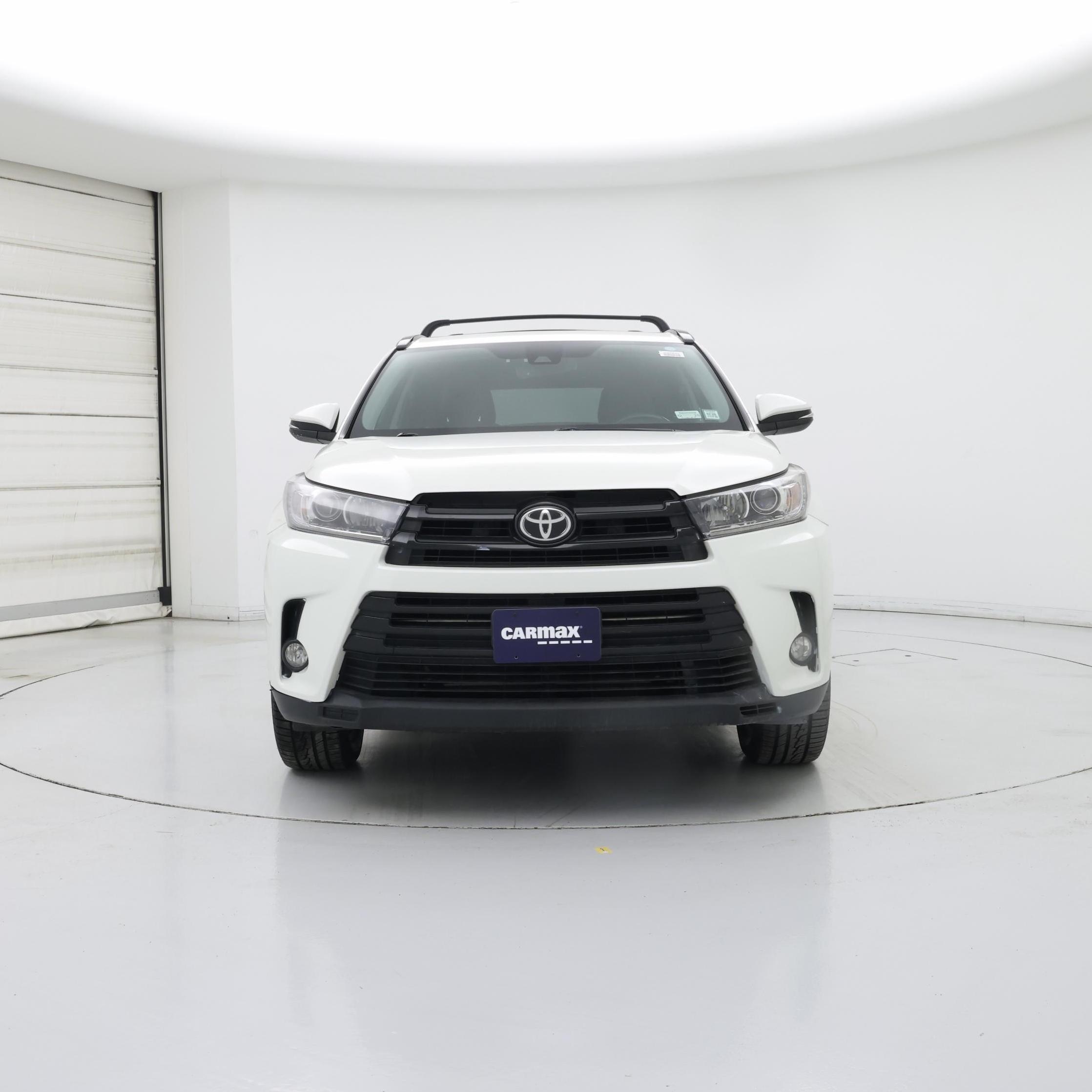 Thumbnail: 2017 Toyota Highlander - 5