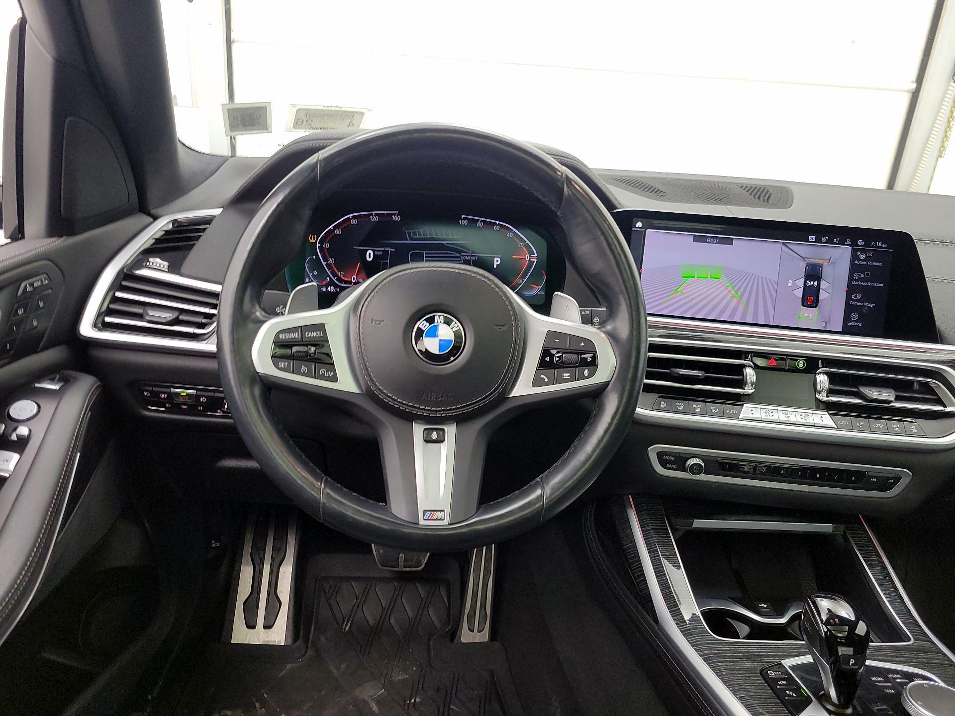 Thumbnail: 2022 BMW X7 - 10