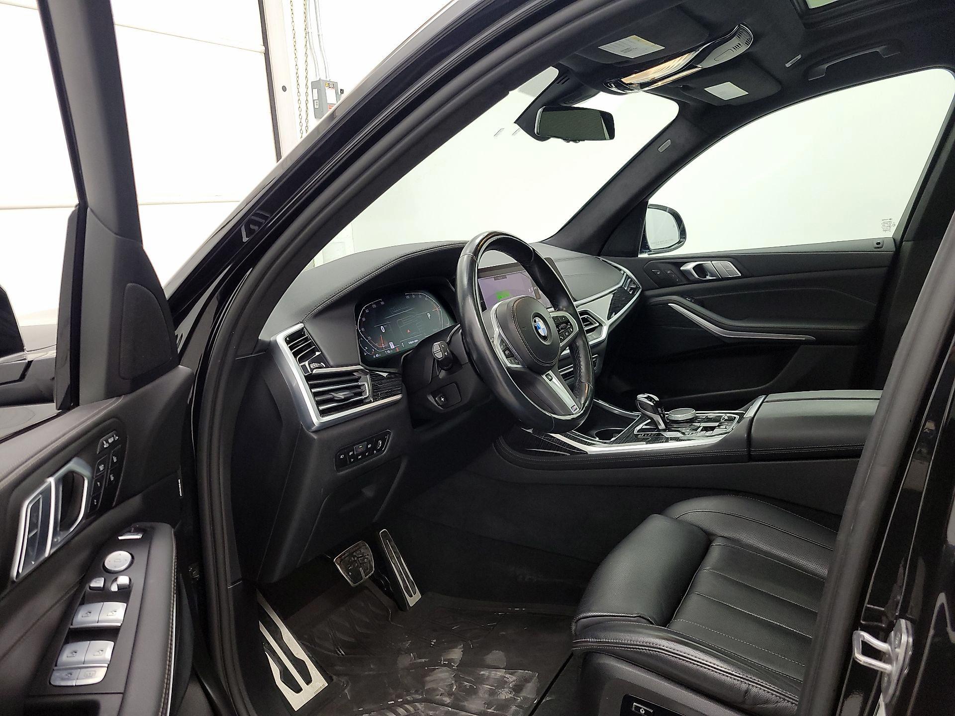 Thumbnail: 2022 BMW X7 - 11