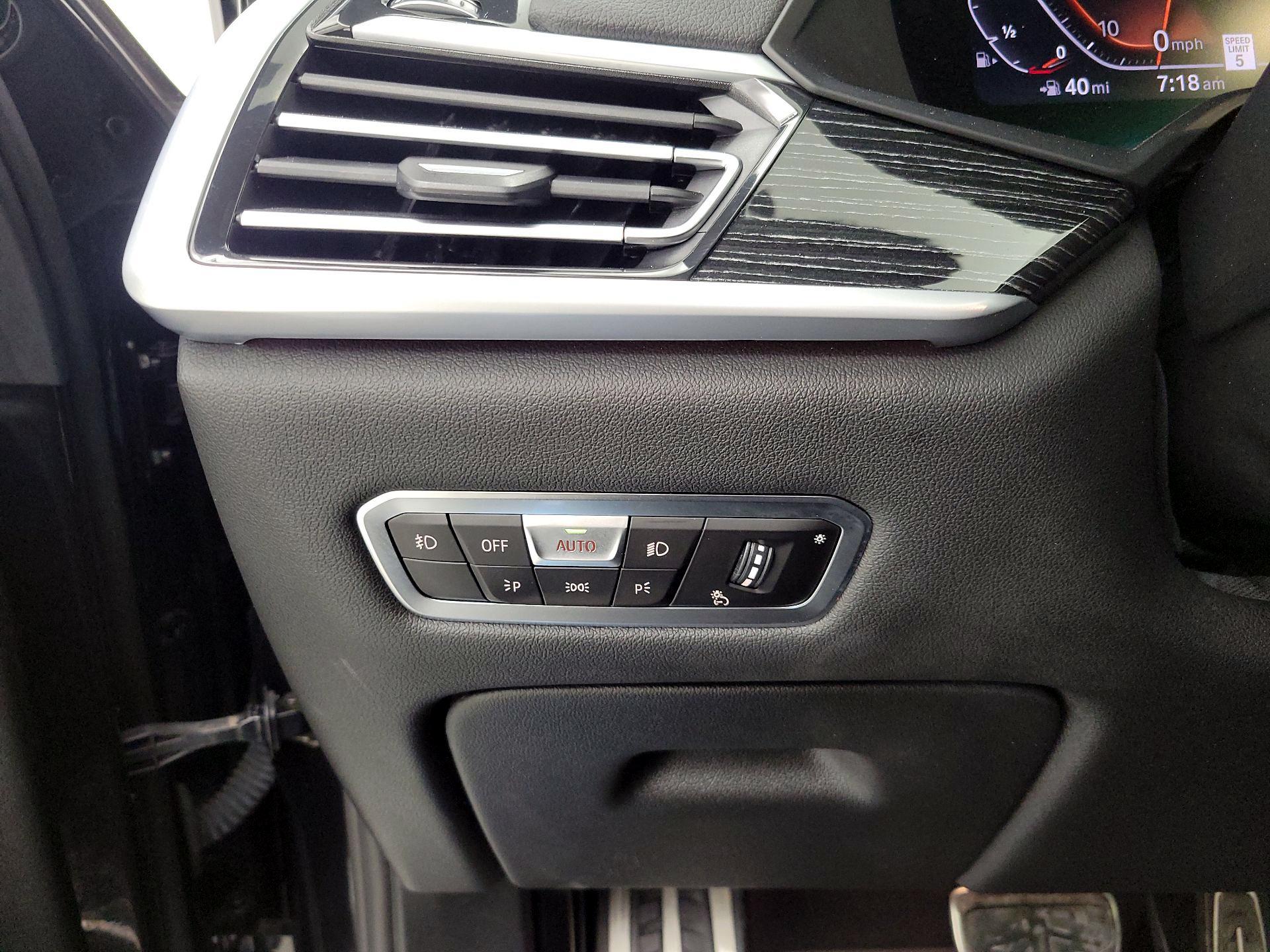 Thumbnail: 2022 BMW X7 - 13