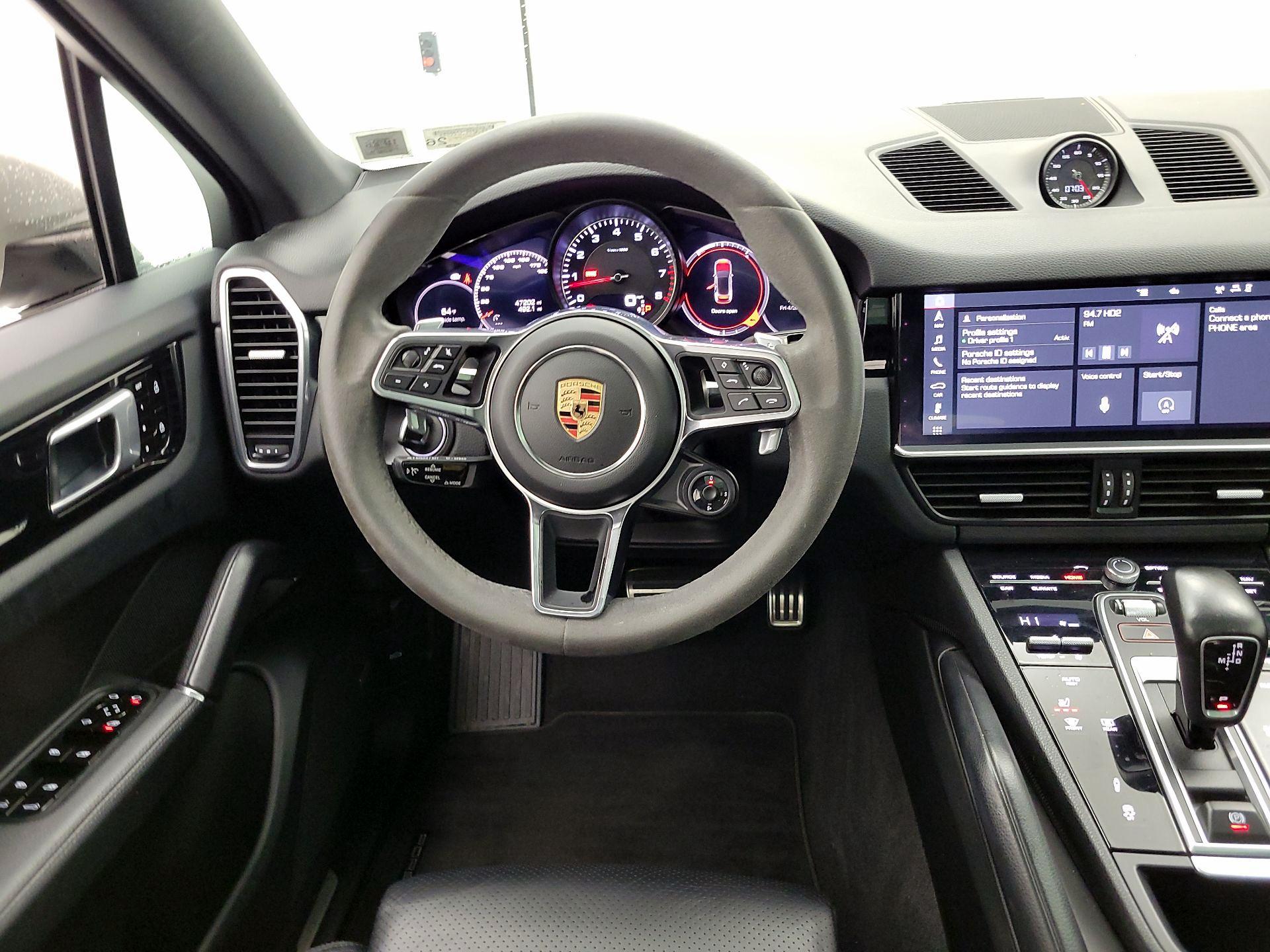 Thumbnail: 2020 Porsche Cayenne - 10