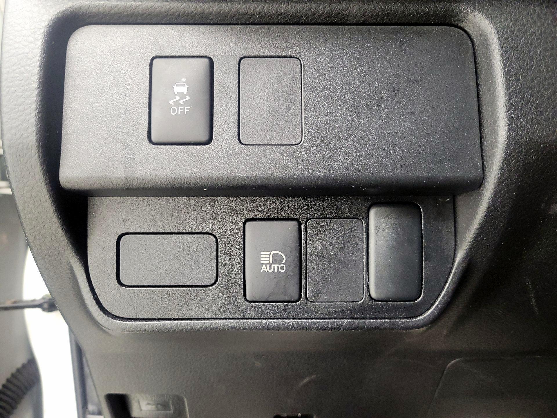 Thumbnail: 2023 Toyota Tacoma - 13