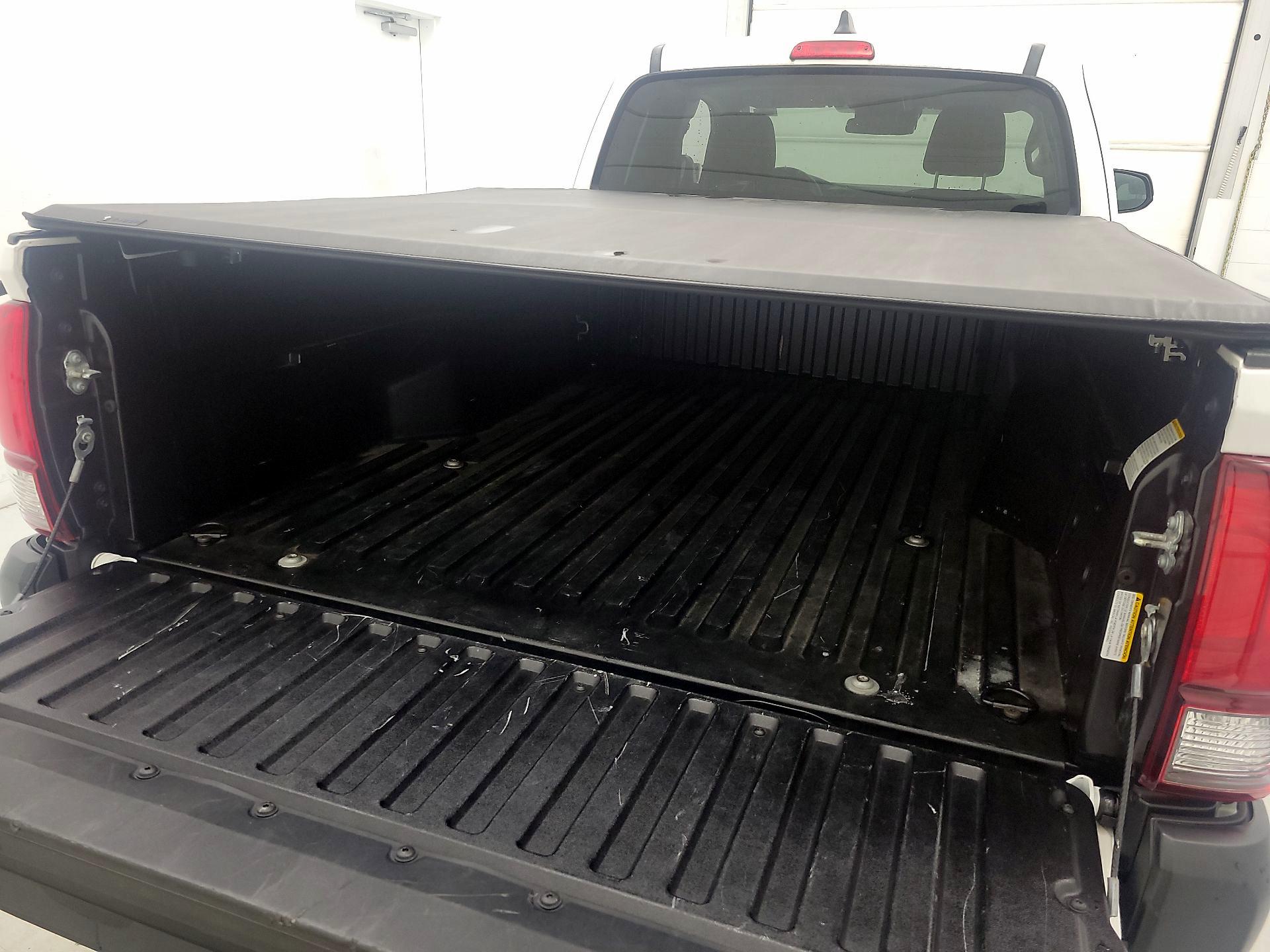 Thumbnail: 2023 Toyota Tacoma - 19