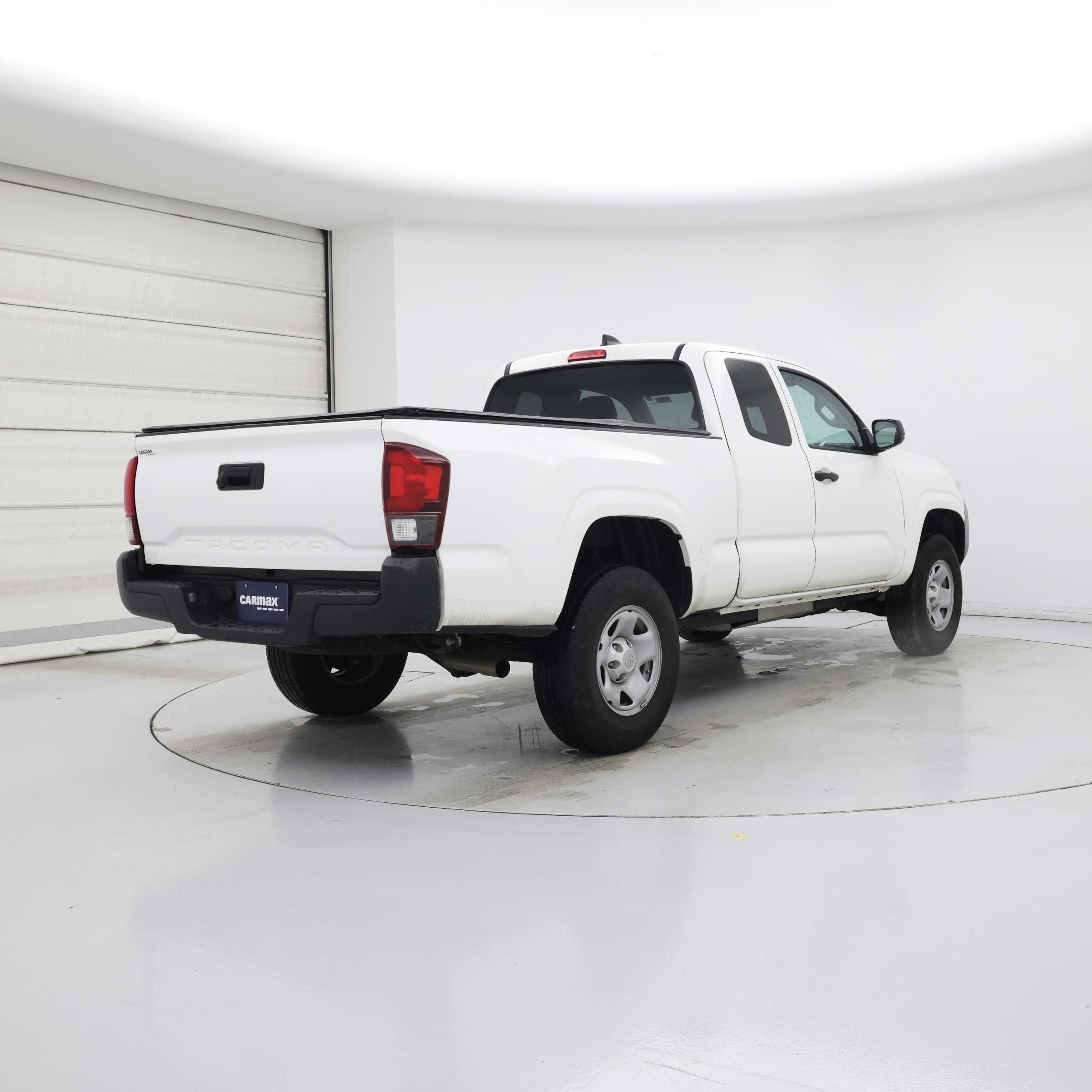 Thumbnail: 2023 Toyota Tacoma - 8