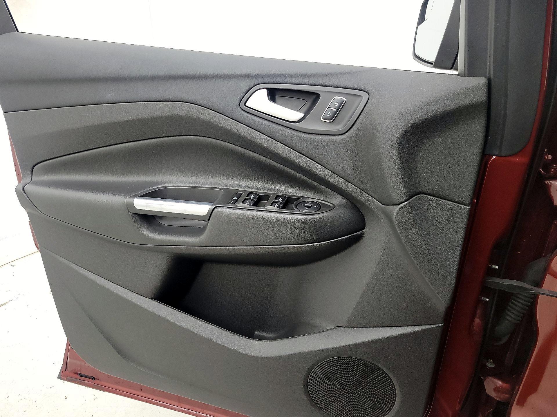 Thumbnail: 2014 Ford Escape - 12